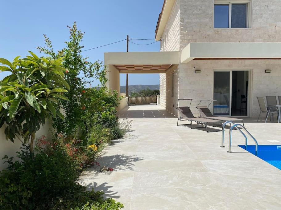 Villa With Private Pool photo 3
