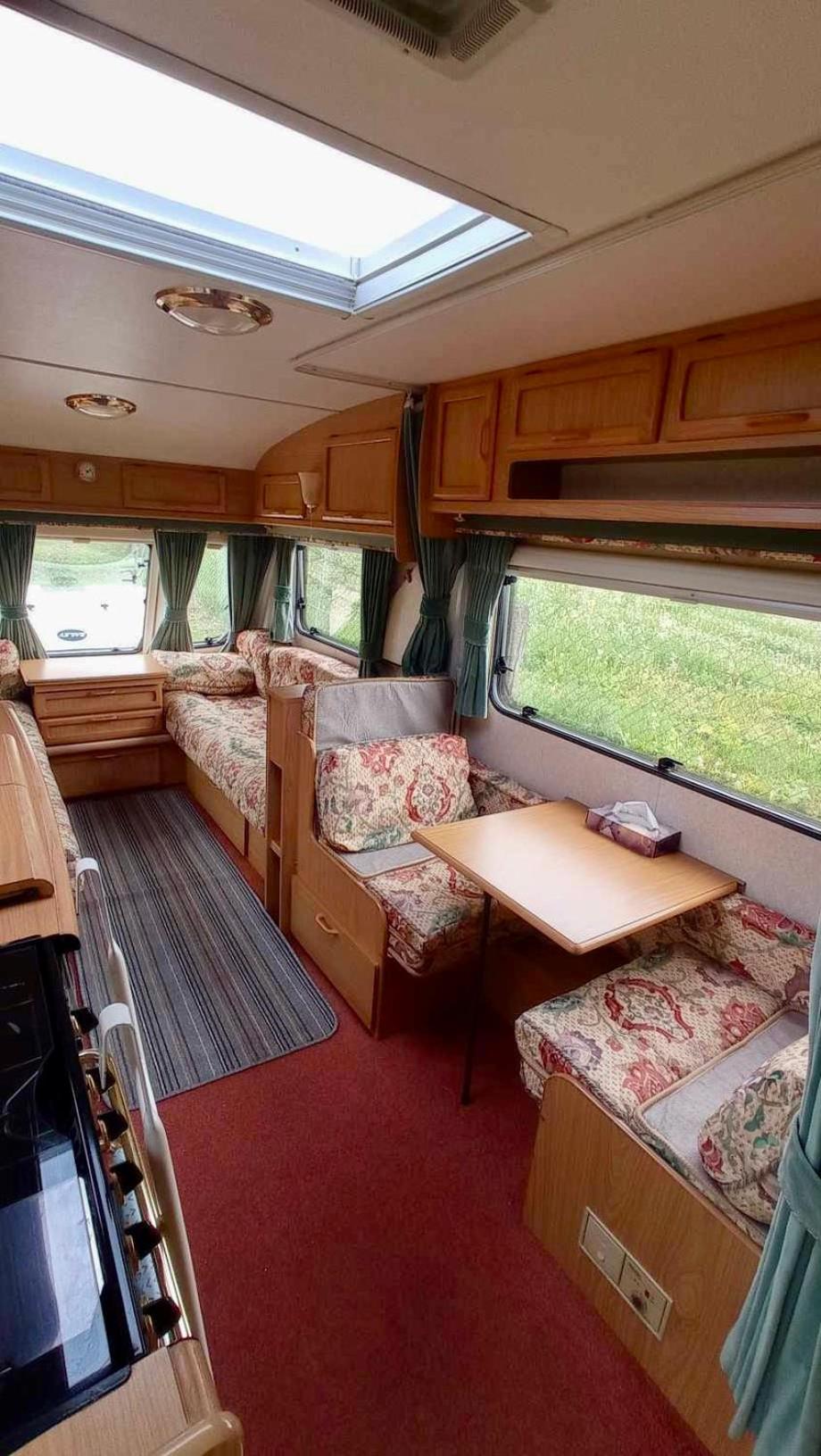 Caravan - Photo 4
