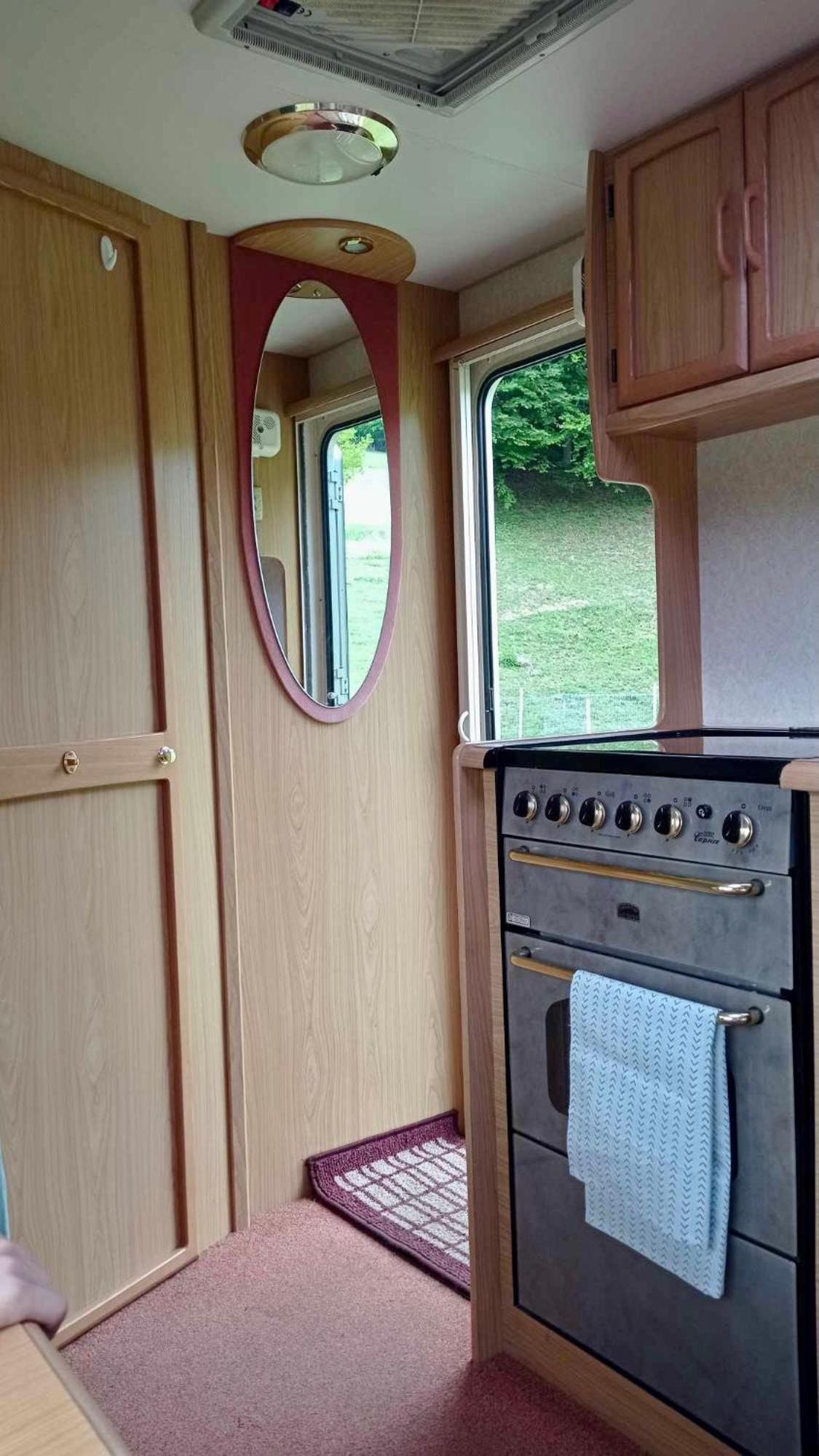 Caravan - Photo 5