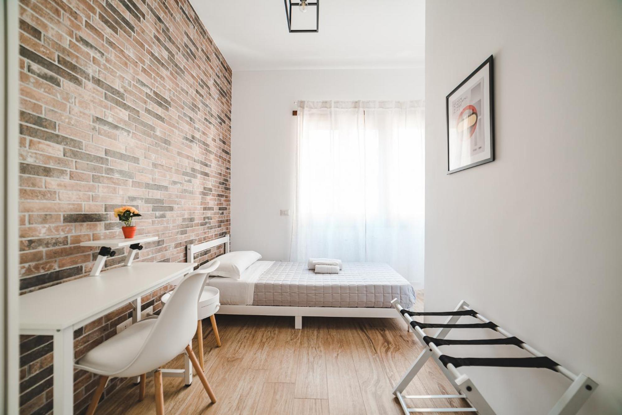 Single Room with Shared Bathroom