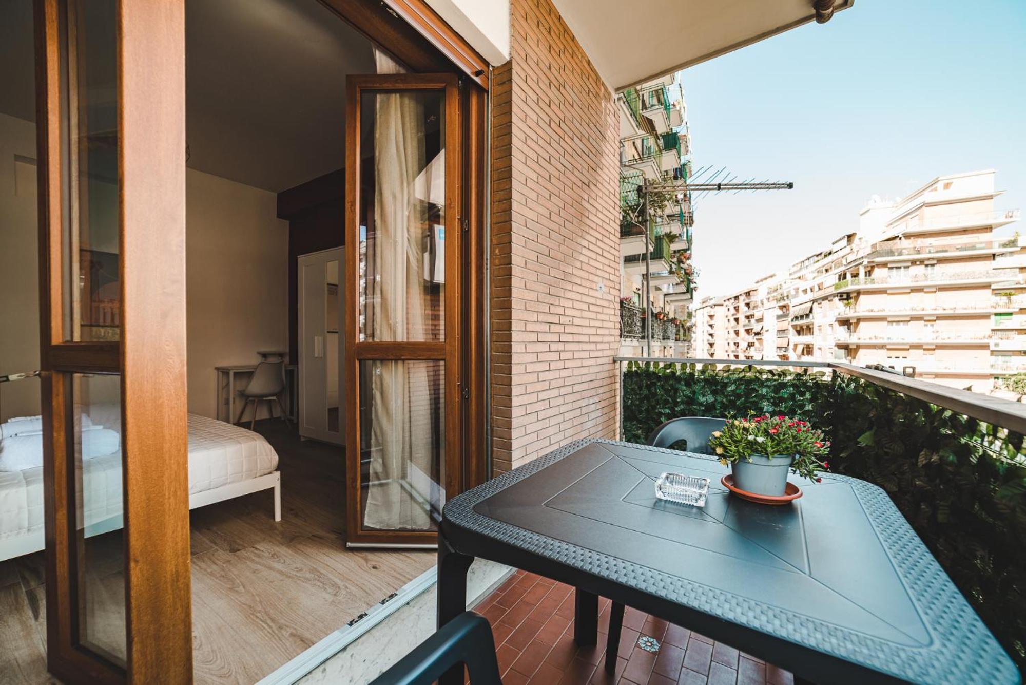 Double Room with Private Bathroom photo 2
