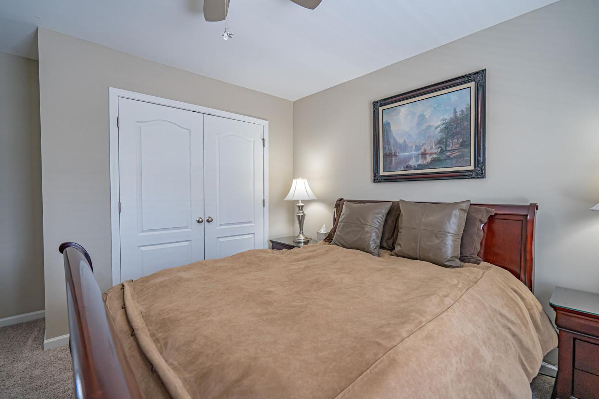 Four-Bedroom House photo 1