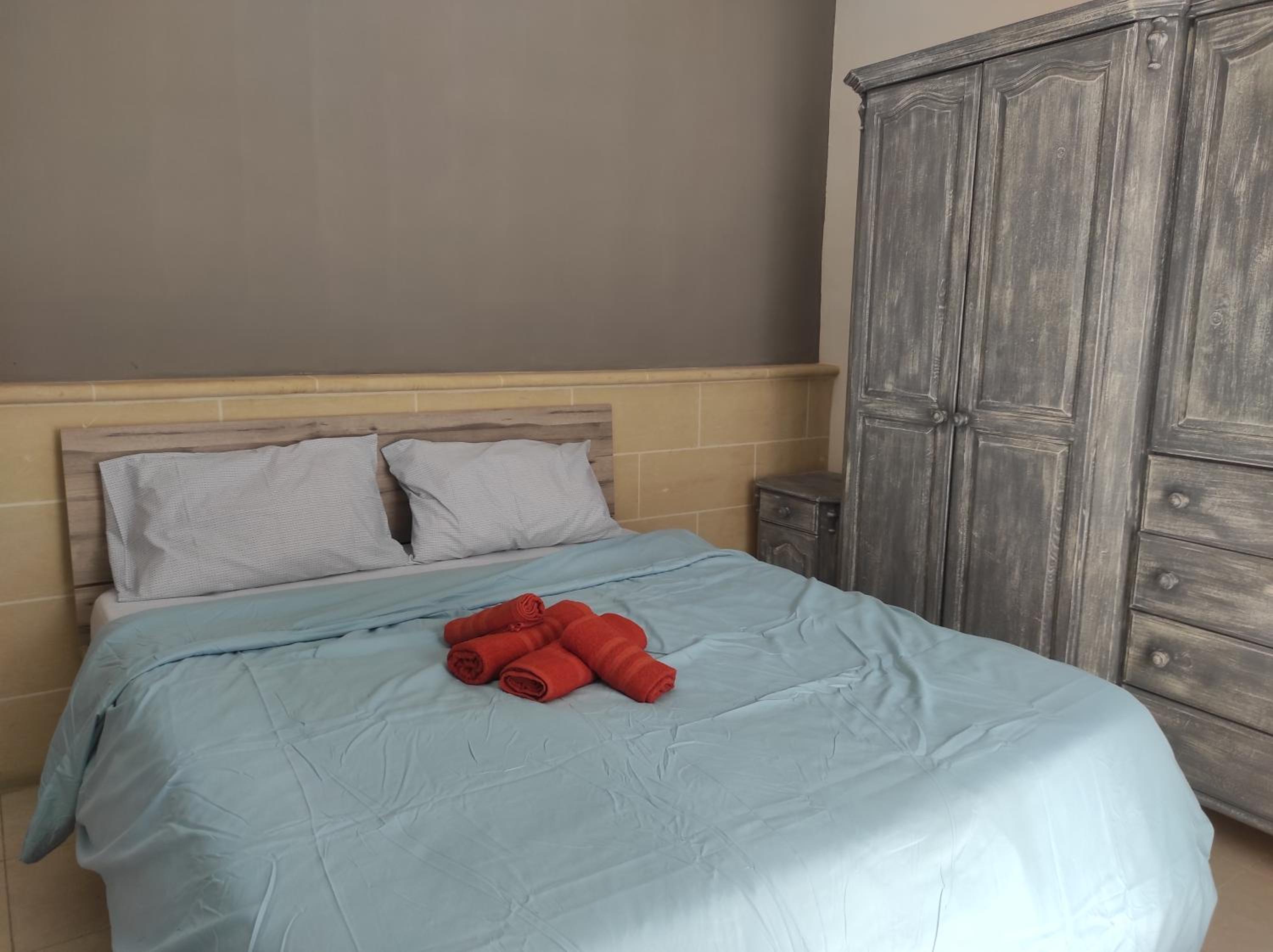 Double Room with Shared Bathroom