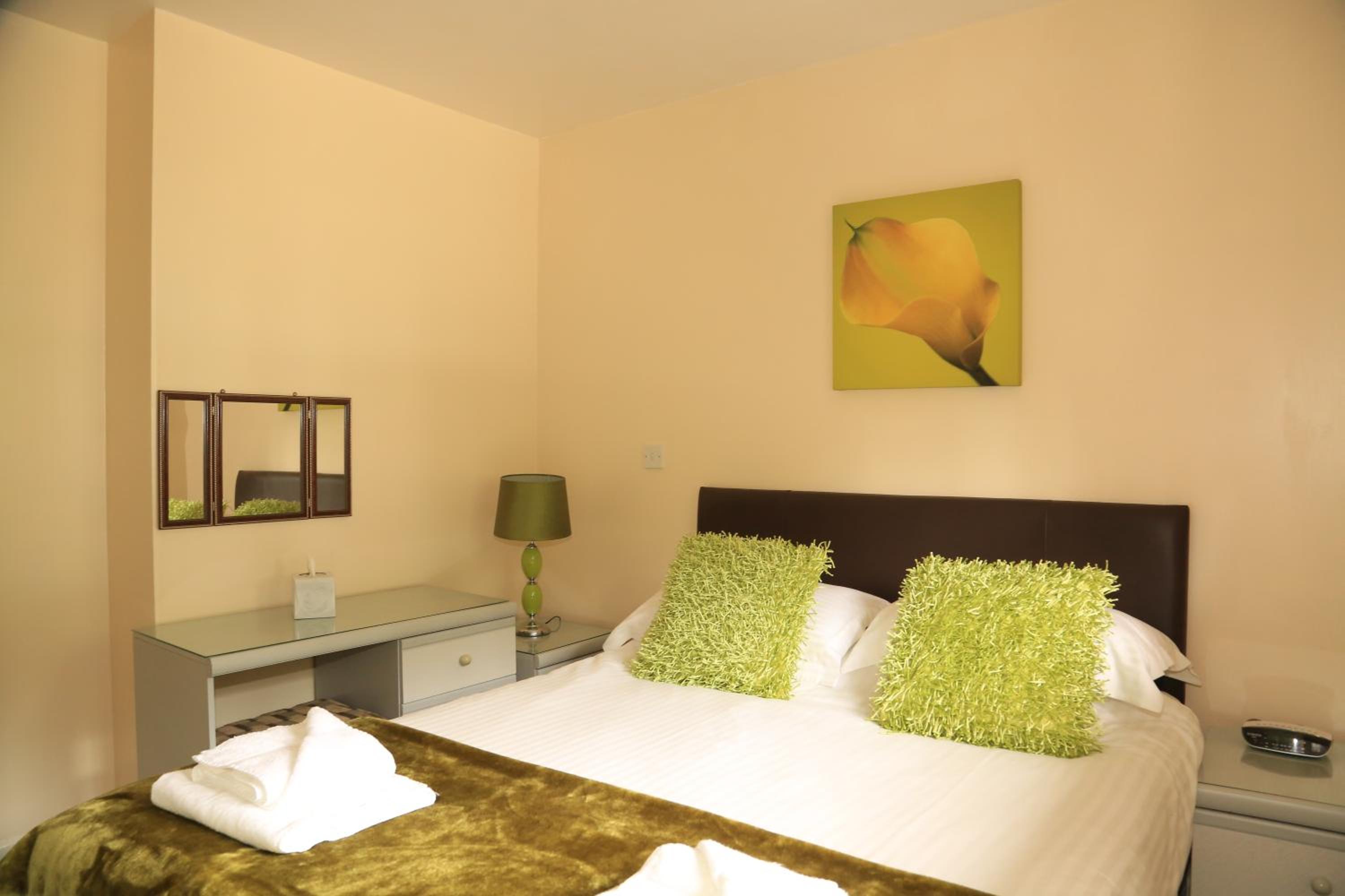 Family Suite With Balcony photo 2