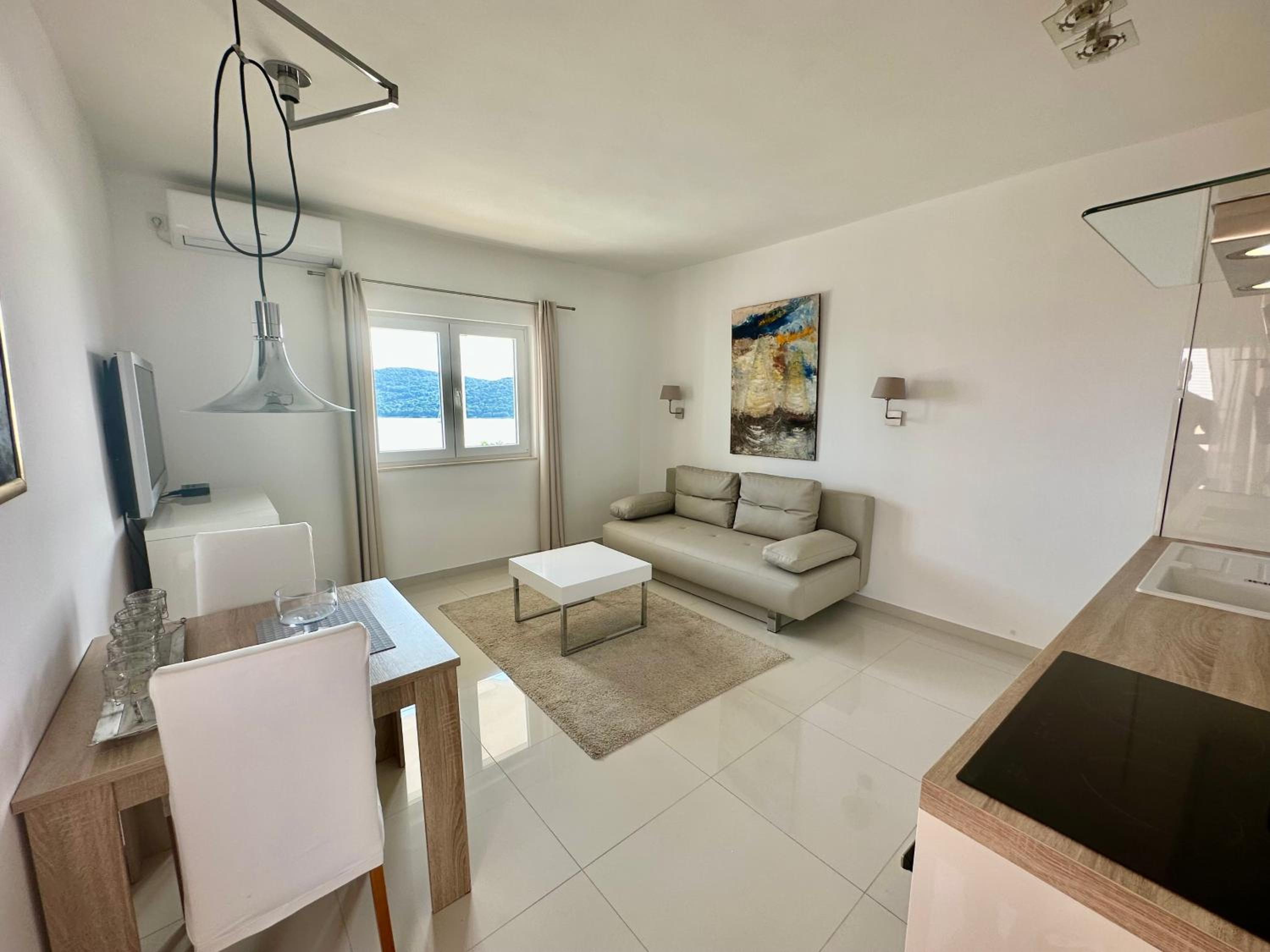 Apartment With Balcony photo 1