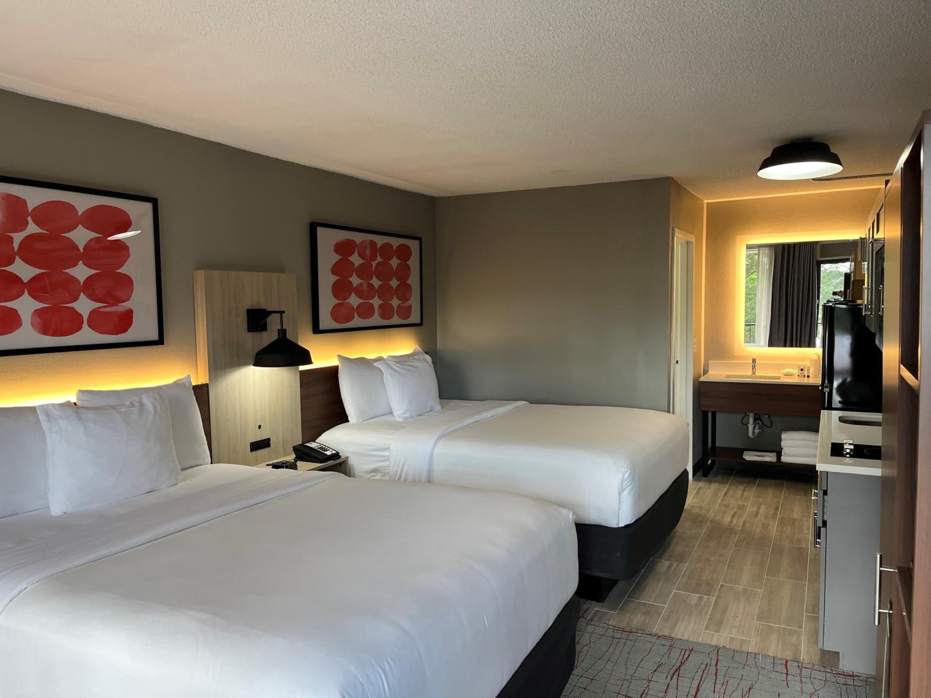Haven Suite with Two Queen Beds - Non-Smoking - Photo 3
