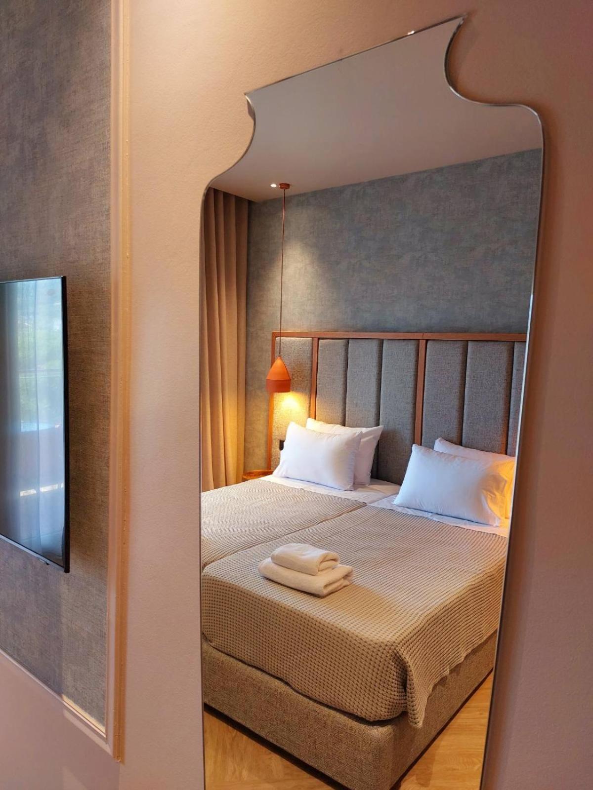 Superior Double Room with Pool View - Photo 1