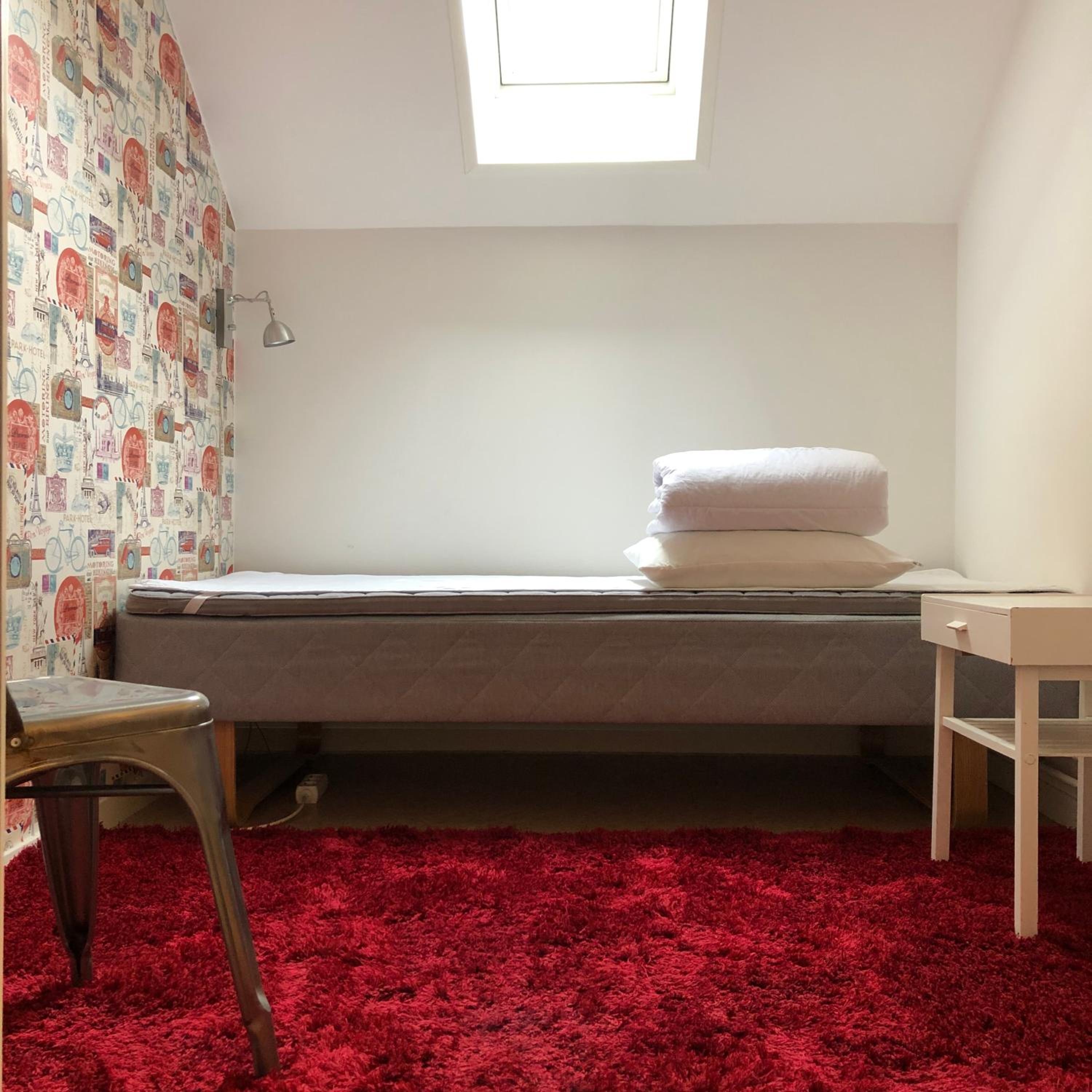 Standard Single Room with Shared Bathroom photo 3