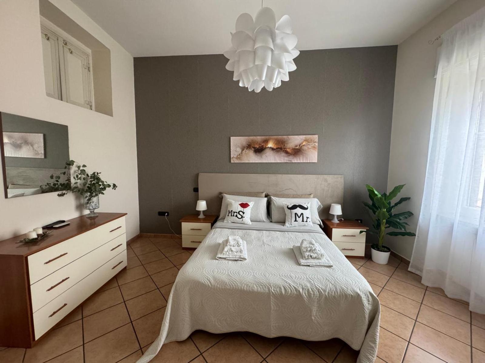 Two-Bedroom Apartment - Photo 7