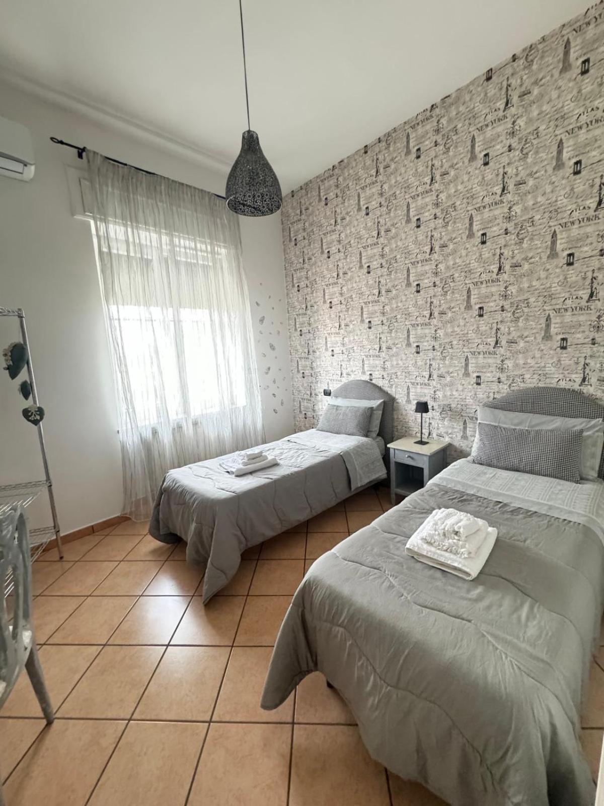 Two-Bedroom Apartment - Photo 23