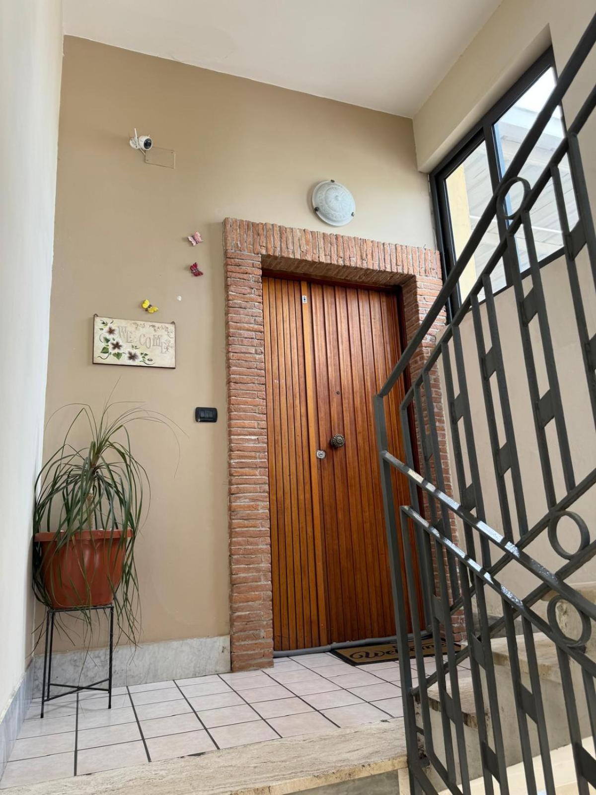 Two-Bedroom Apartment - Photo 19