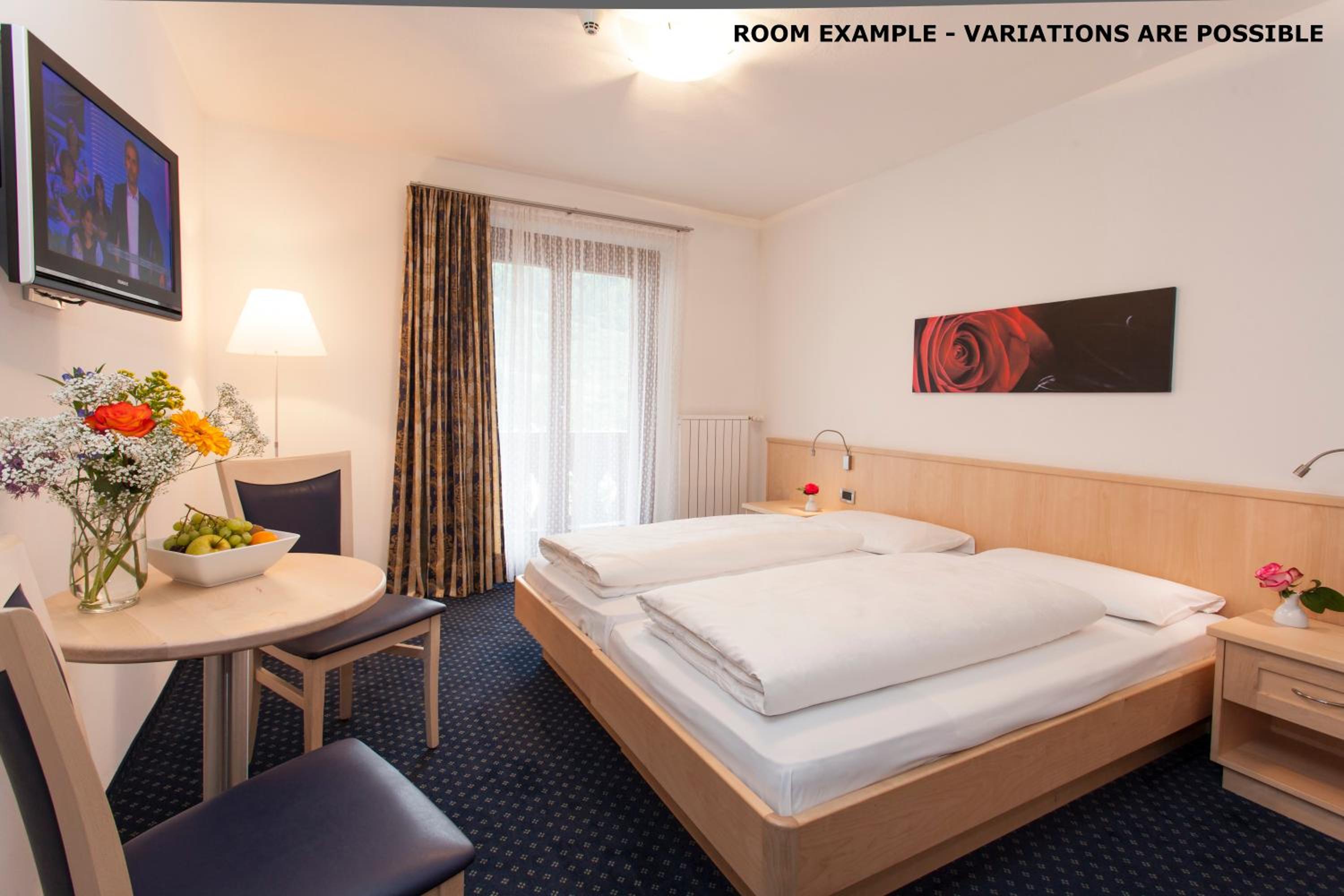 Double Room with Balcony photo 2