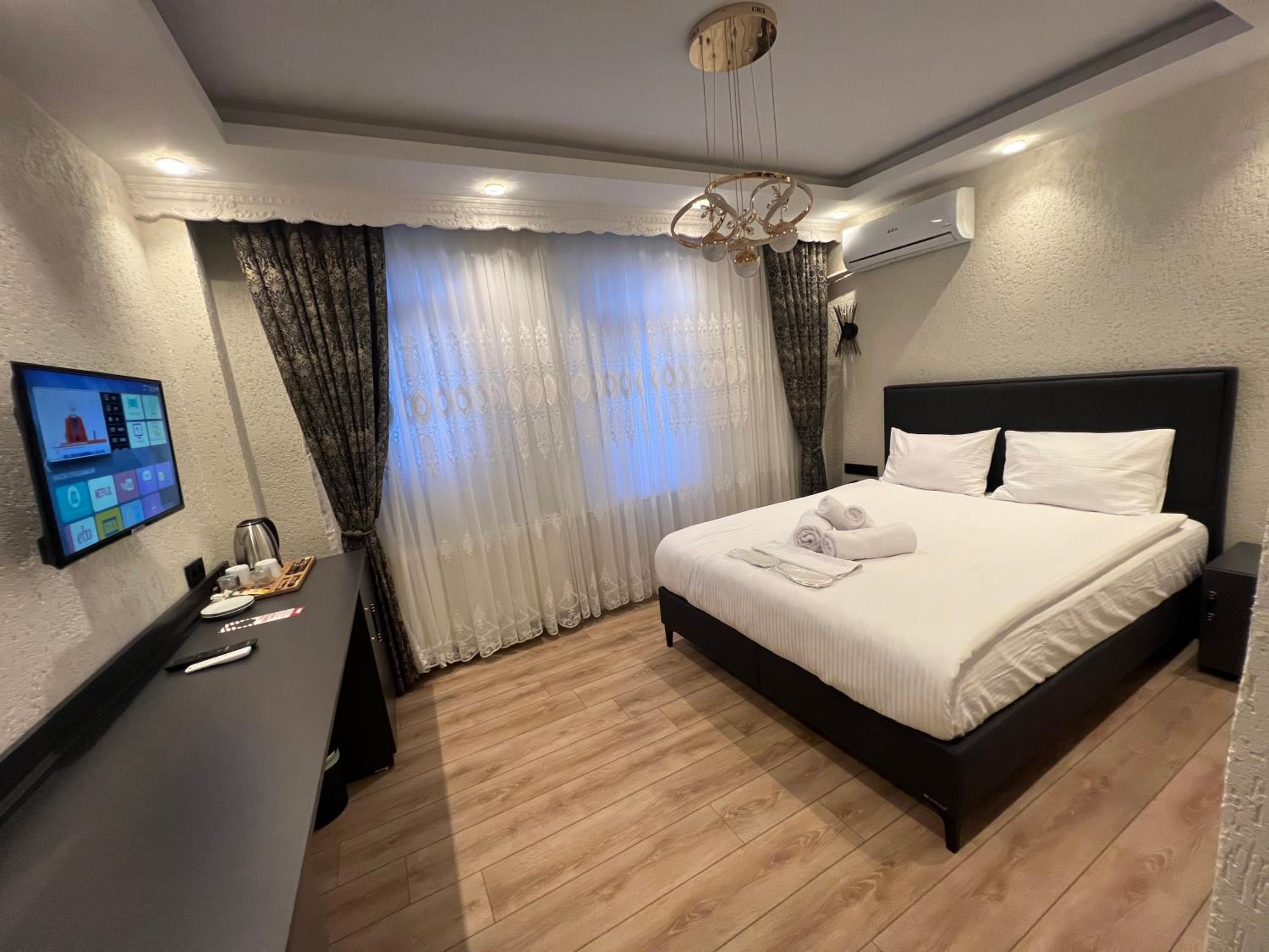 Standard Double Room photo 3