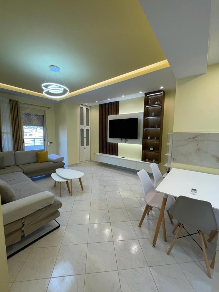 Two-Bedroom Deluxe Apartment With Balcony