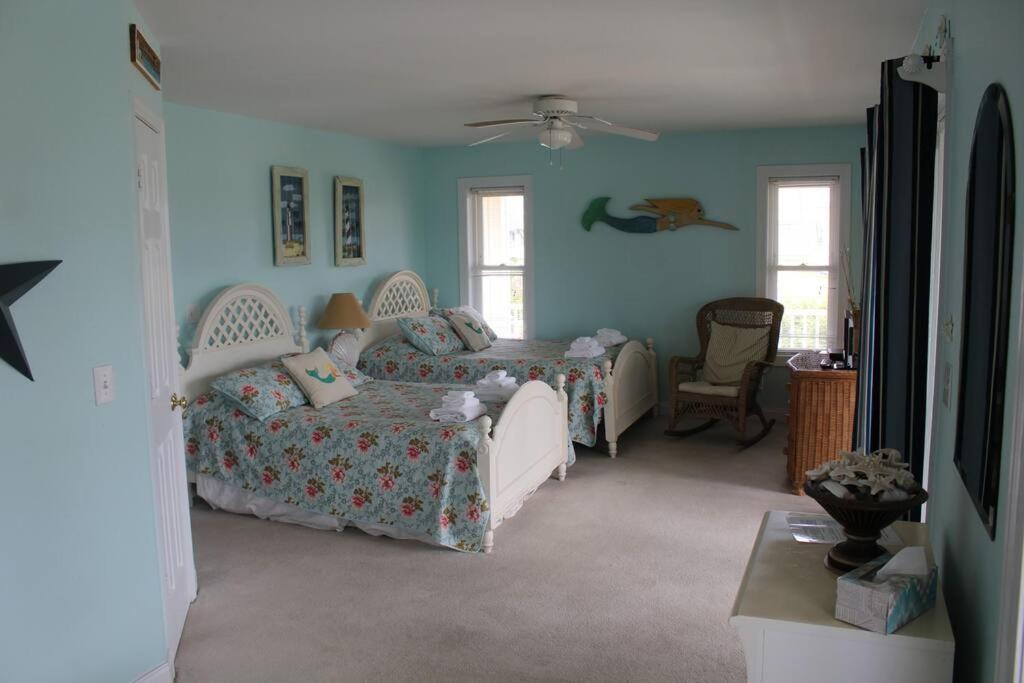 Five-Bedroom House photo 1