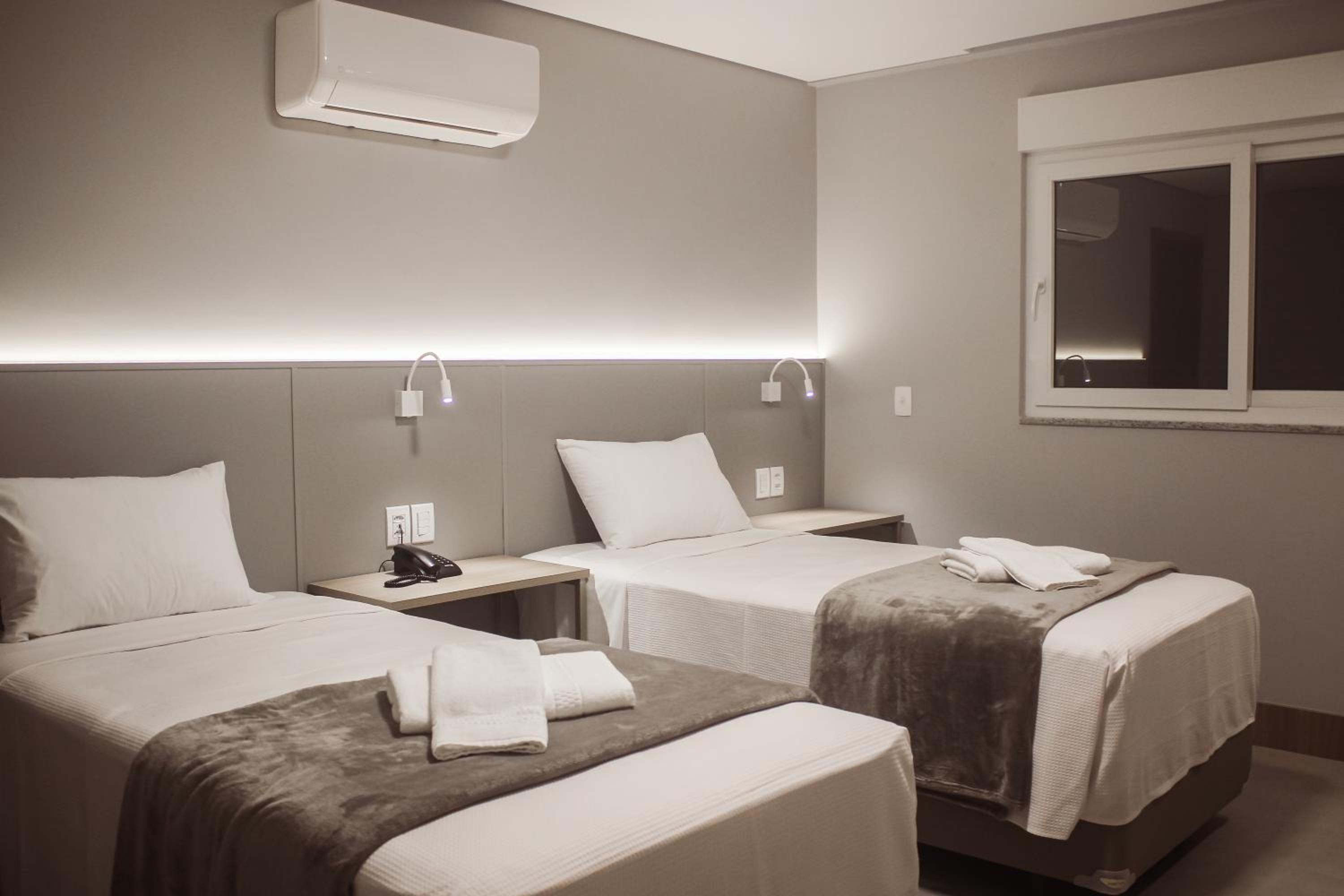 Standard Twin Room photo 1