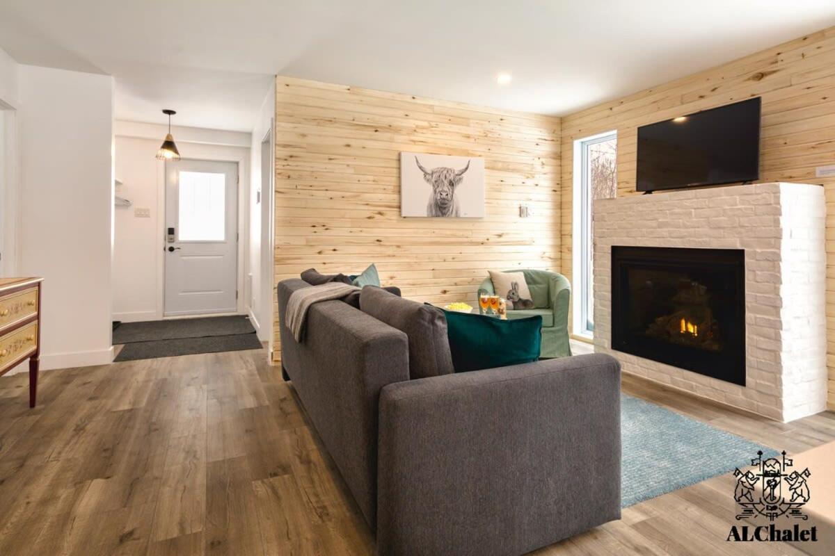 Three-Bedroom Chalet - Photo 5