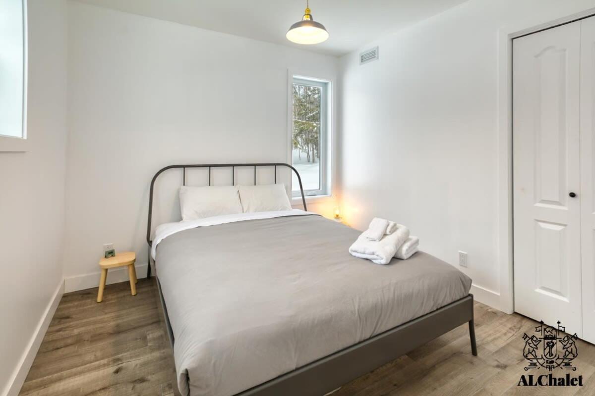 Three-Bedroom Chalet - Photo 9