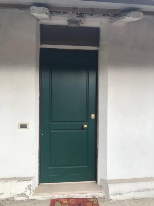 Three-Bedroom House photo 3