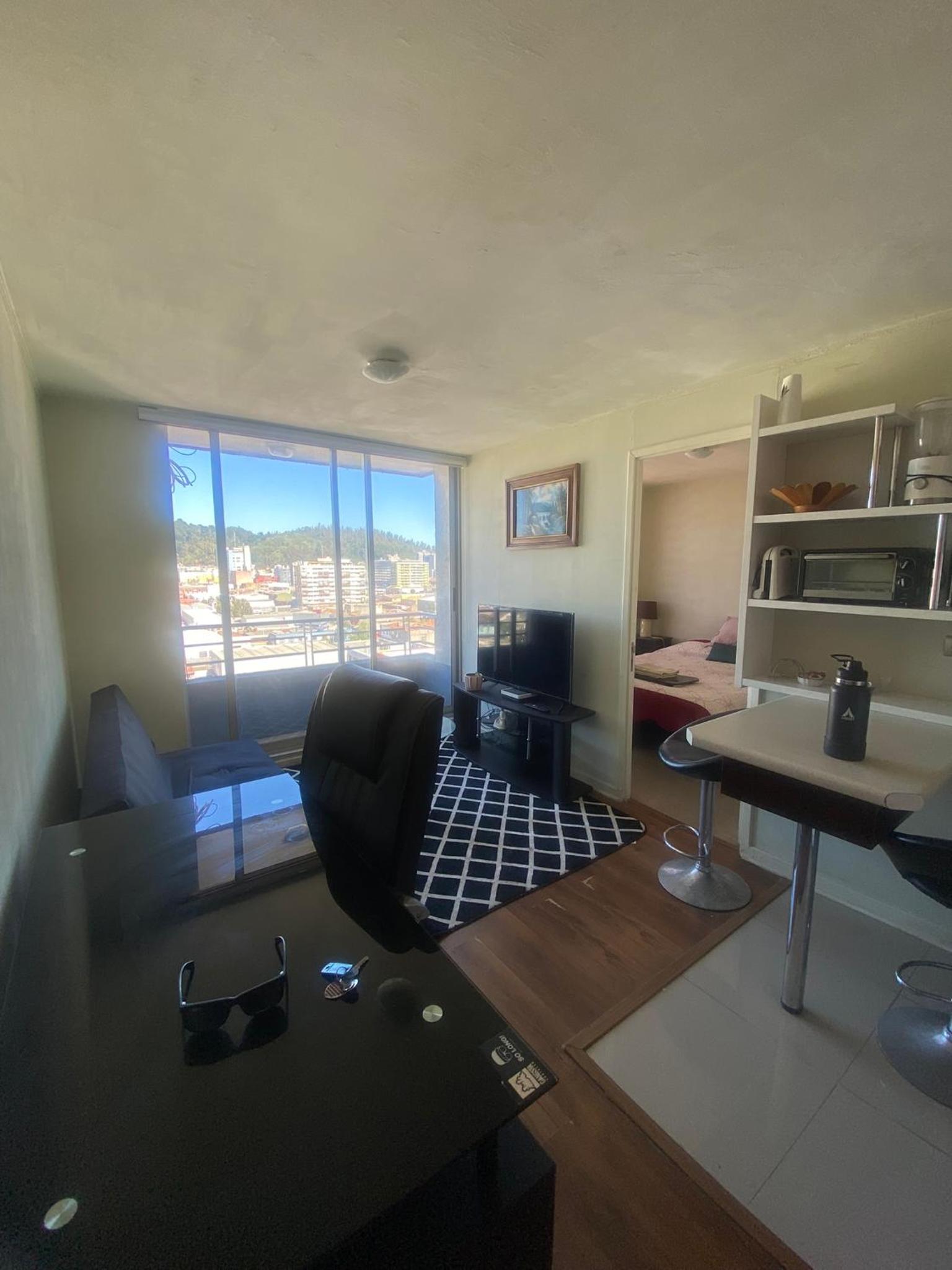 One-Bedroom Apartment photo 1