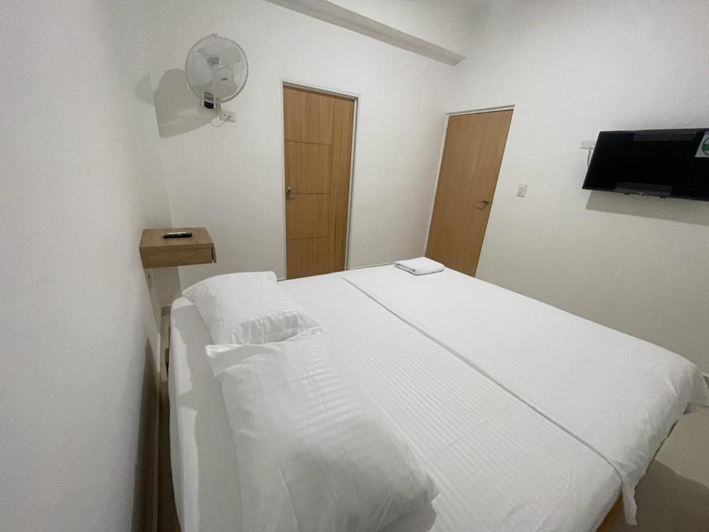 Standard Double Room photo 2