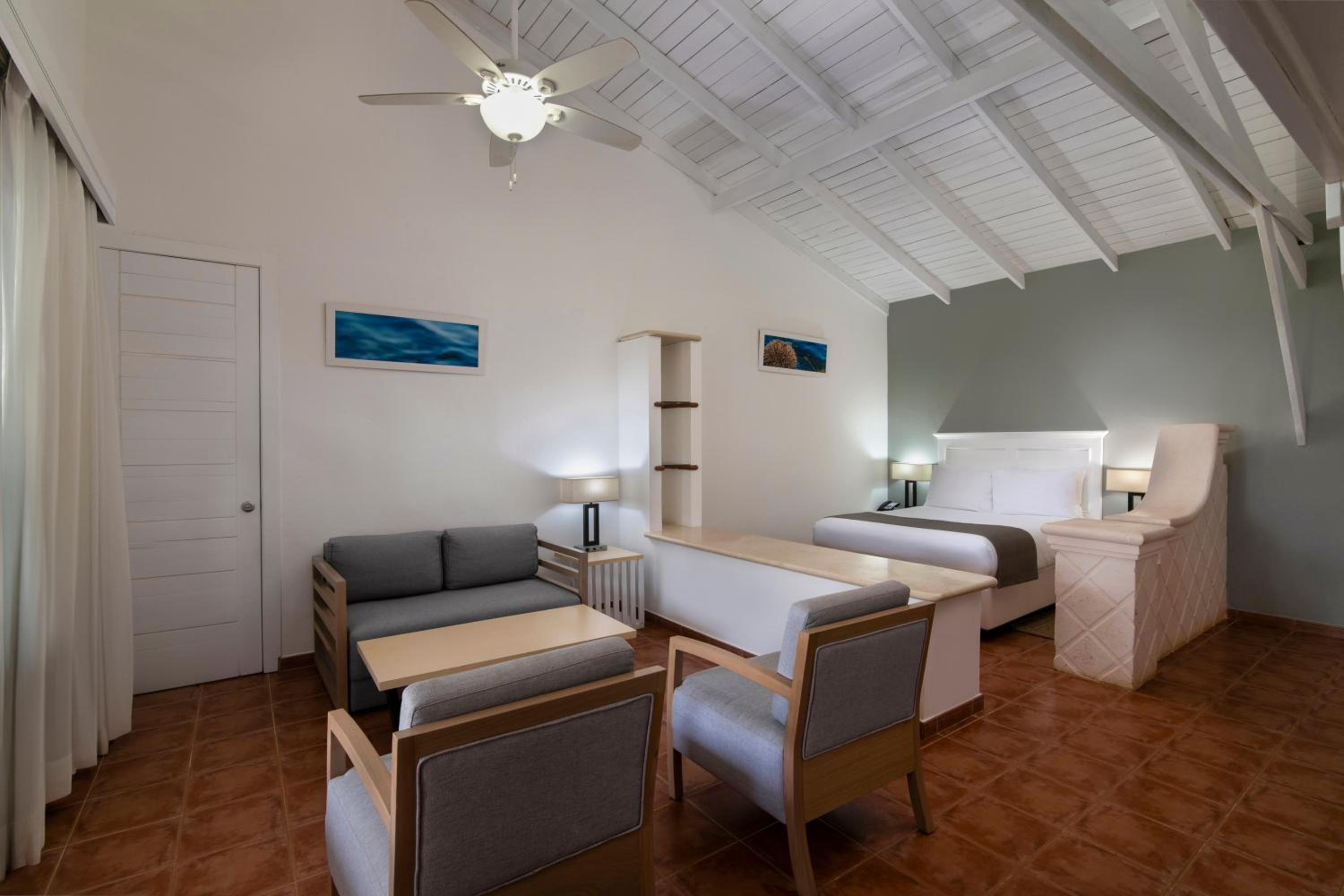 Club Bungalow with Ocean View
