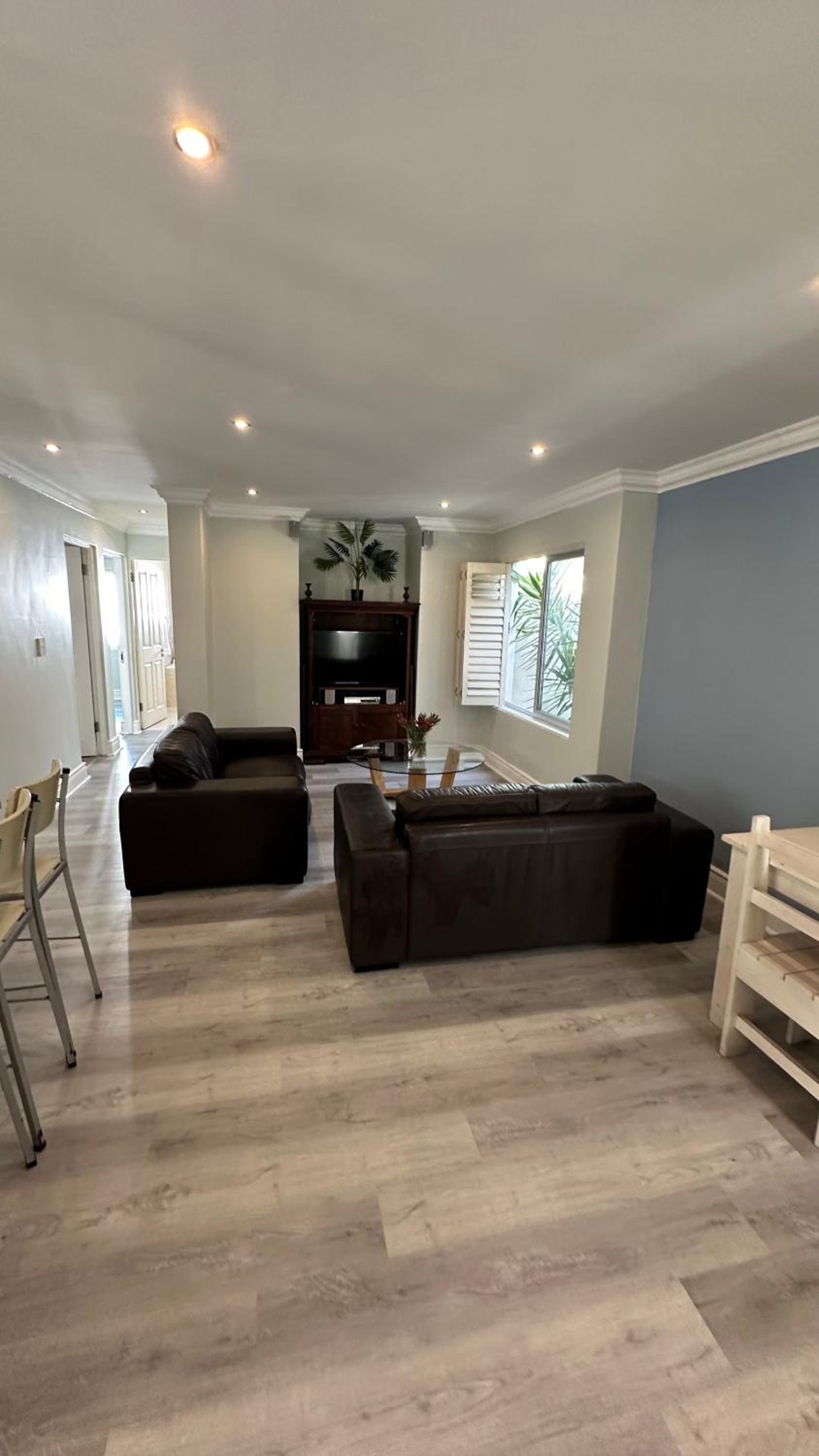 Family Room - Photo 8
