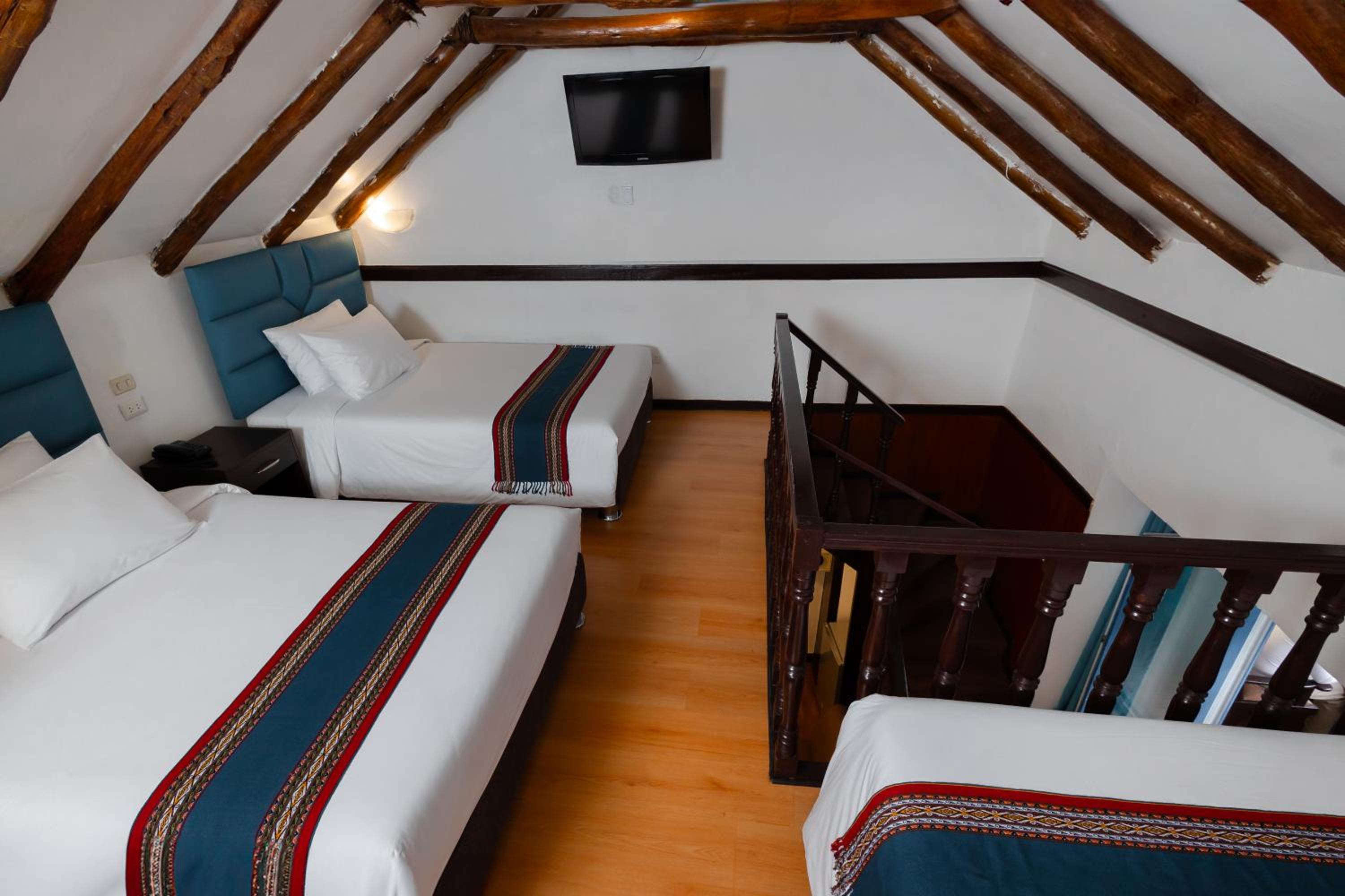 Triple Room with Balcony - Photo 1