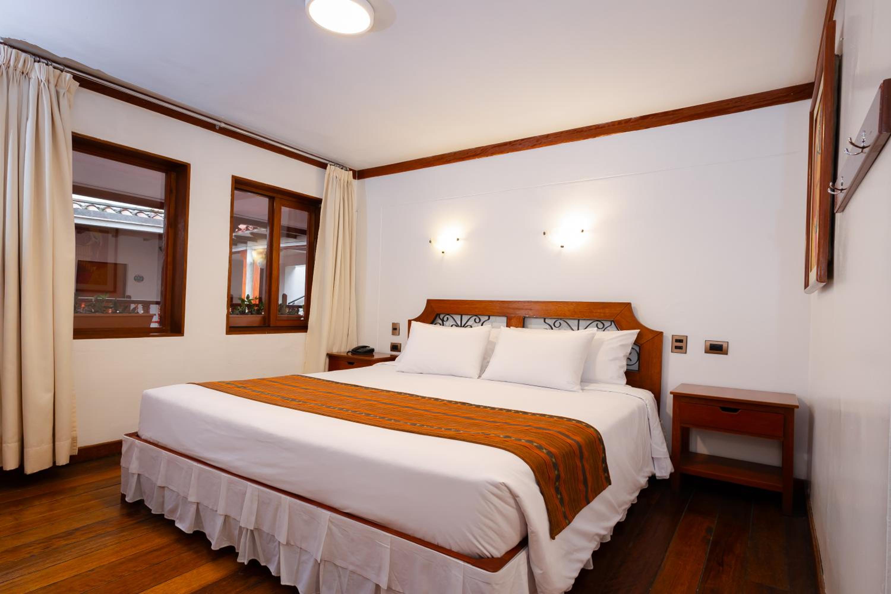 Standard Double Room - Photo 3