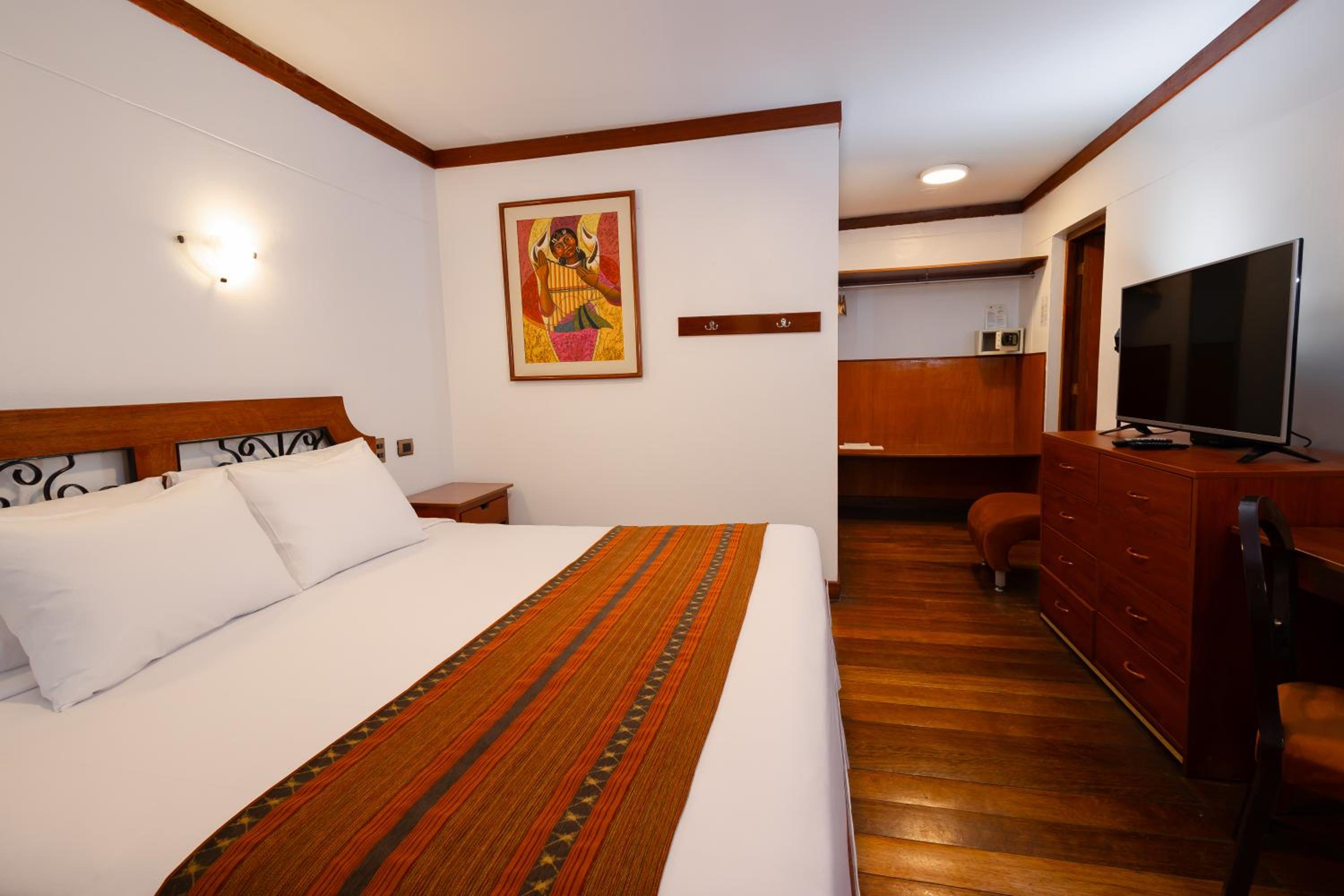 Standard Double Room - Photo 4