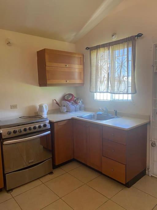 Two-Bedroom House photo 2