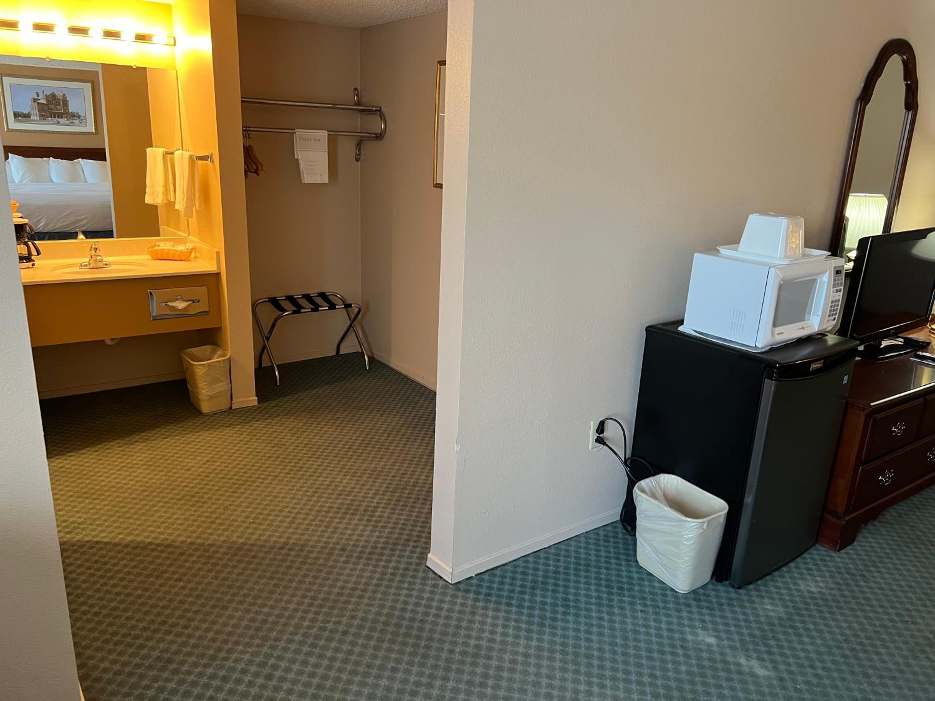 King Suite - Photo 5