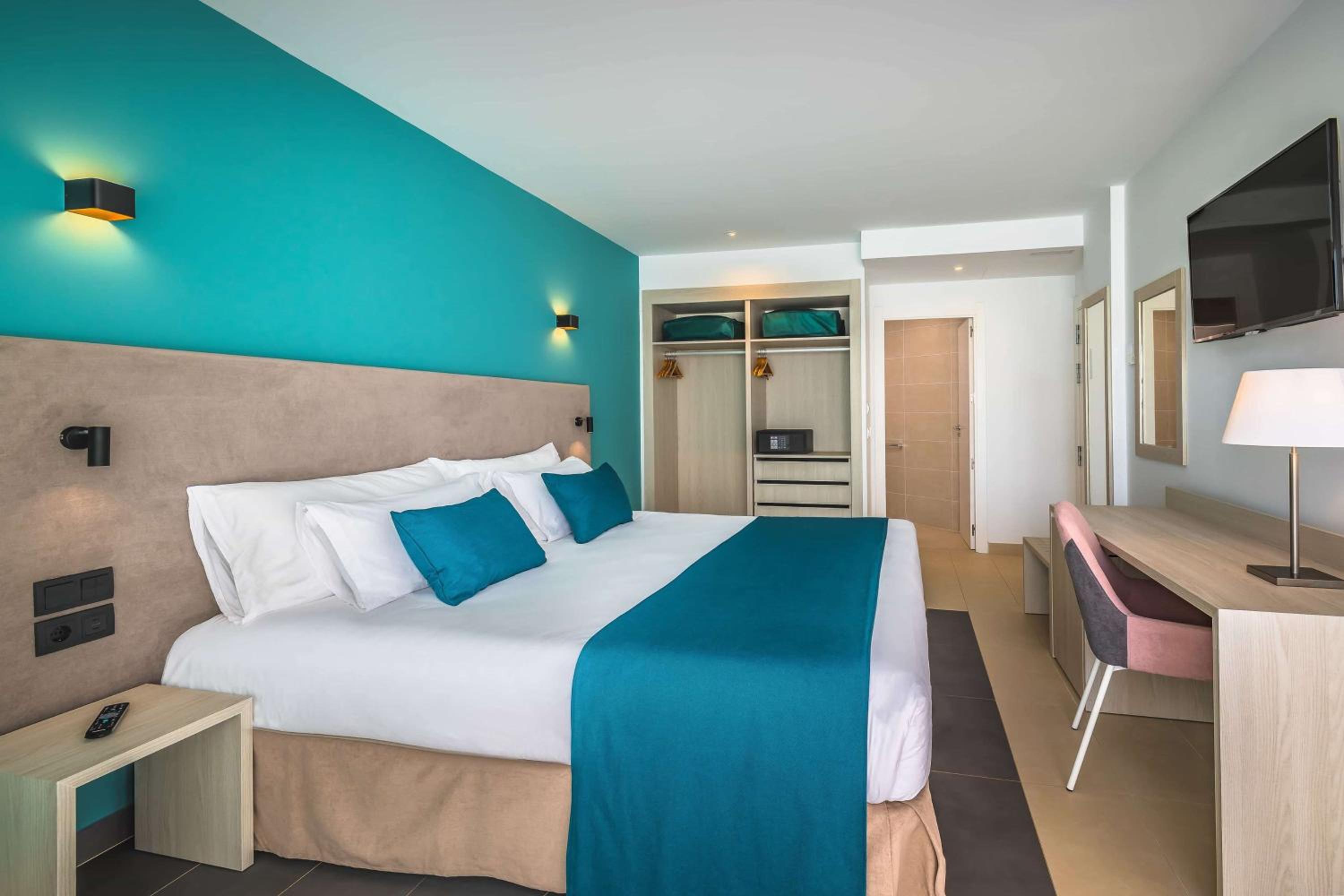 Superior Double Room - Photo 1