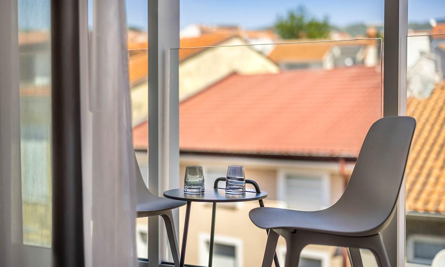 Premium Double Room with Balcony photo 3