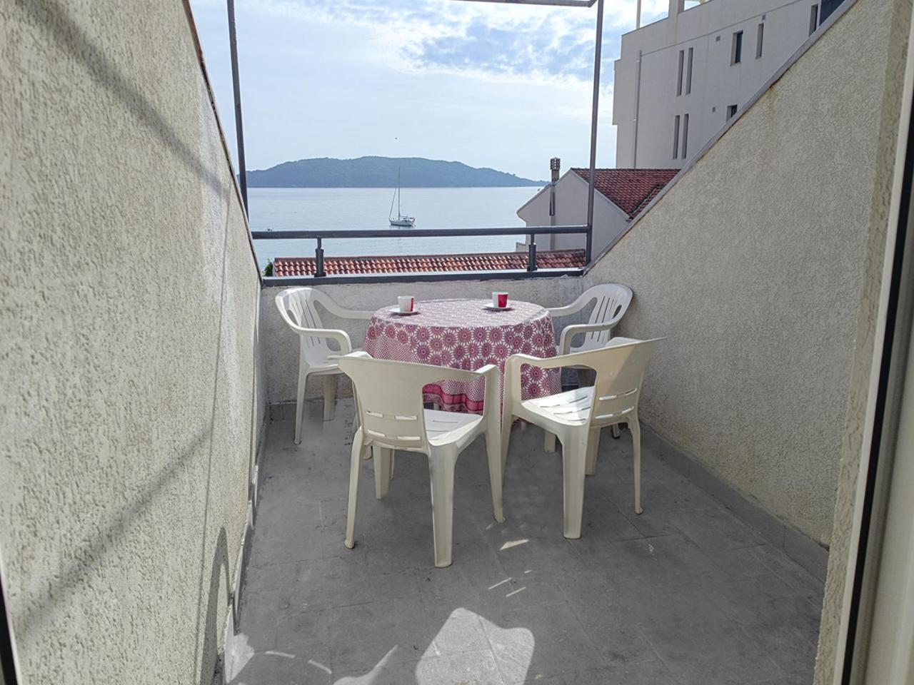 Family Room With Sea View photo 3