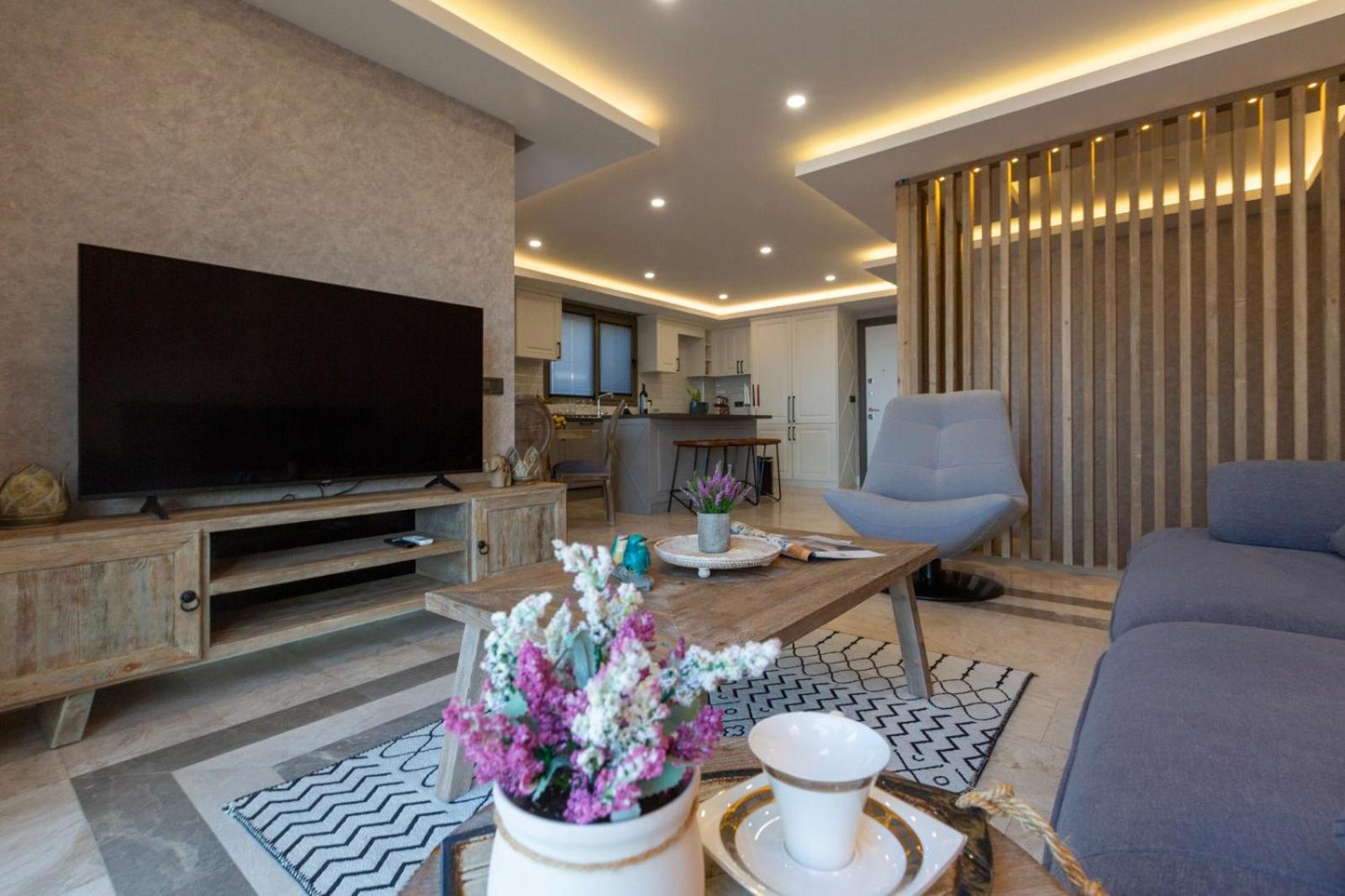 Three-Bedroom Villa photo 2