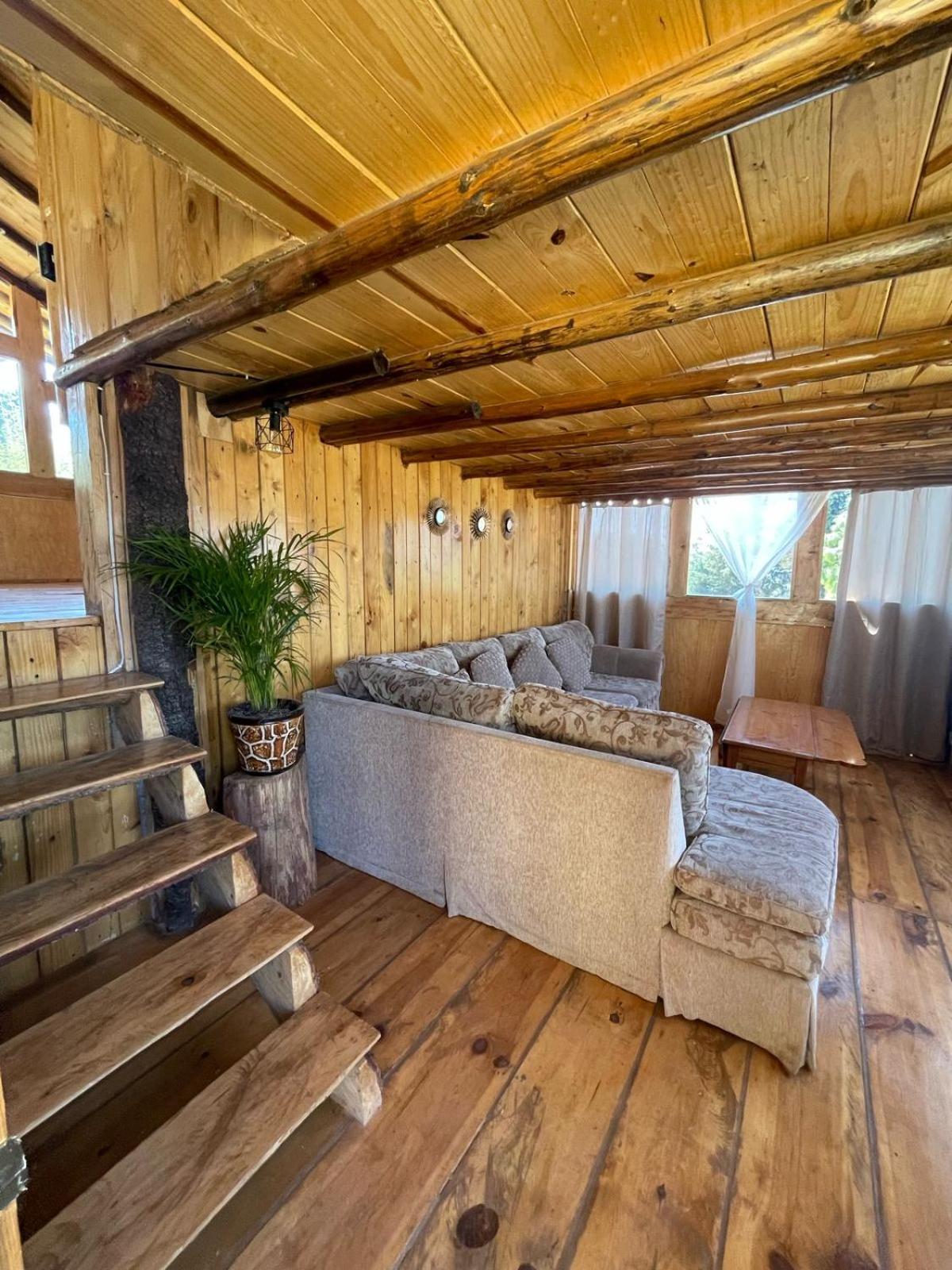 Family Room With Mountain View photo 1