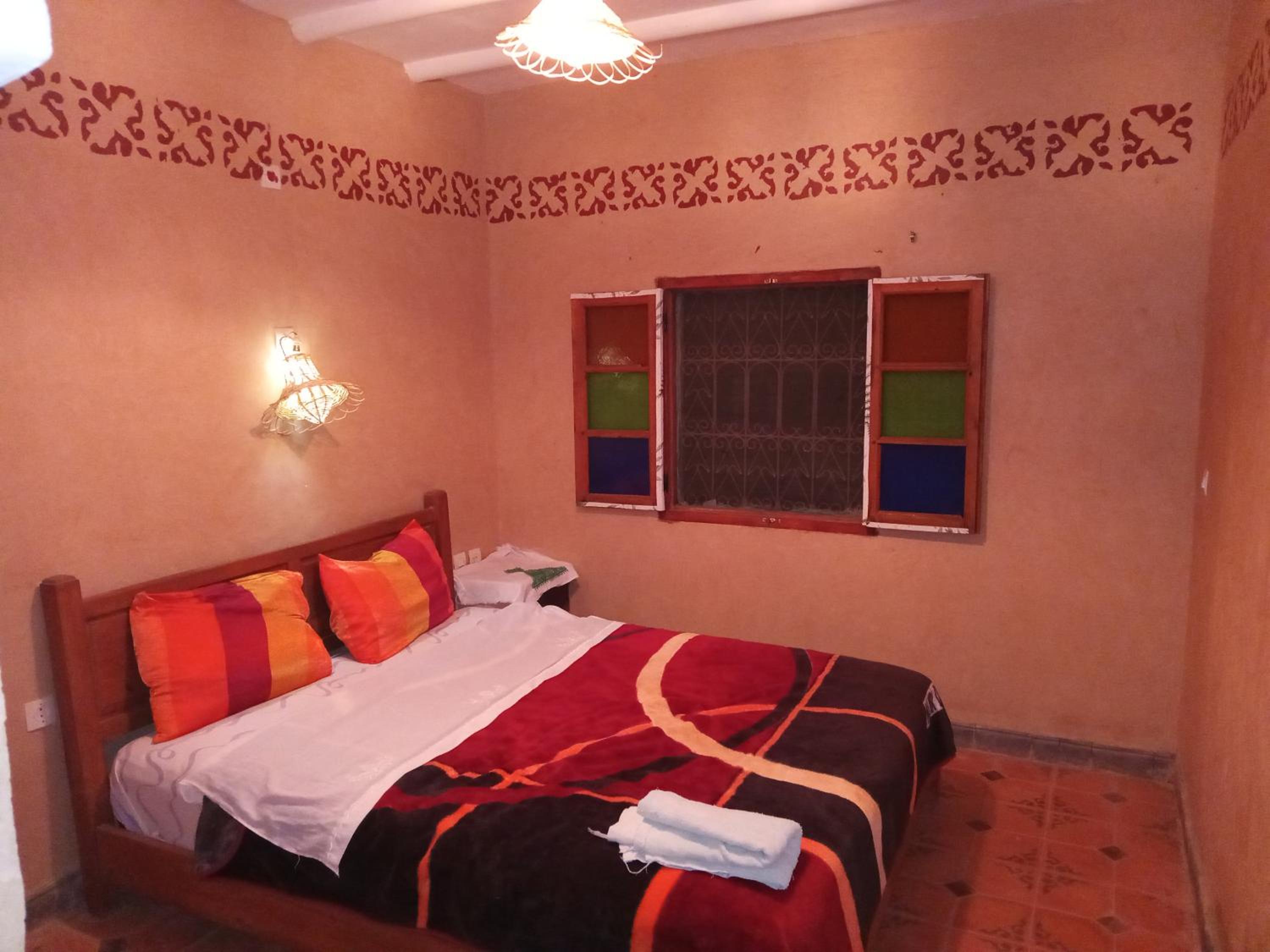 Double Room with Mountain View - Photo 3