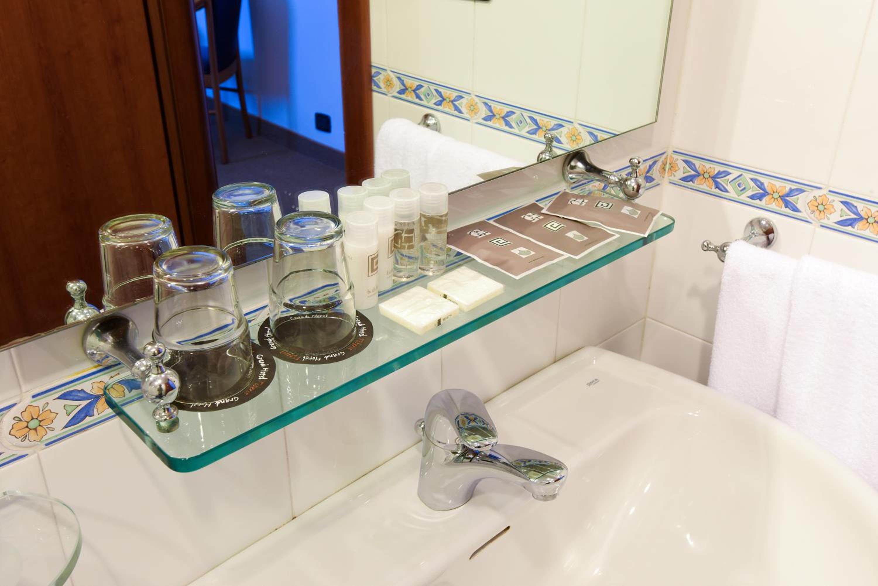 Classic Double Room (1 Adult) photo 2