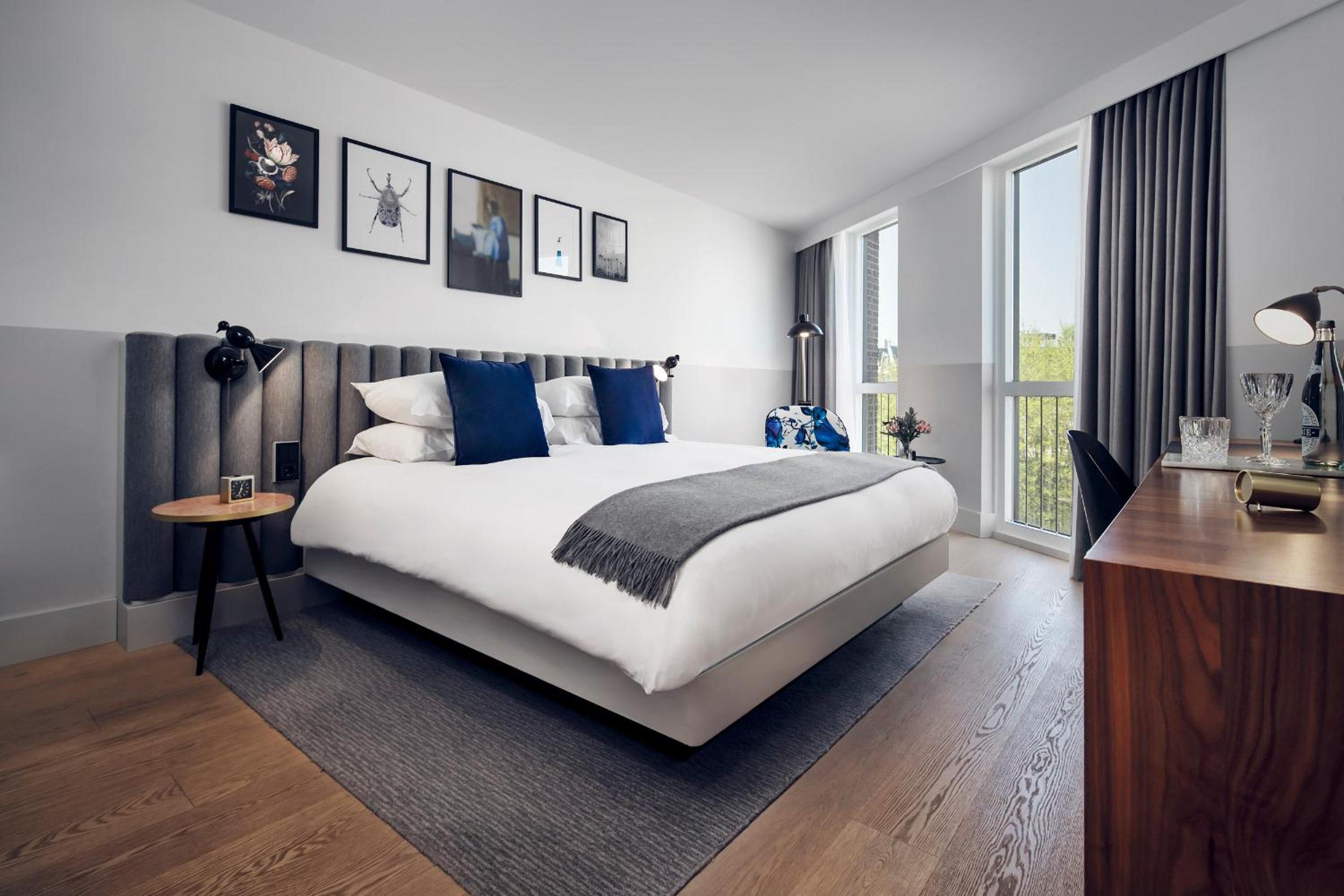 Premium King Room