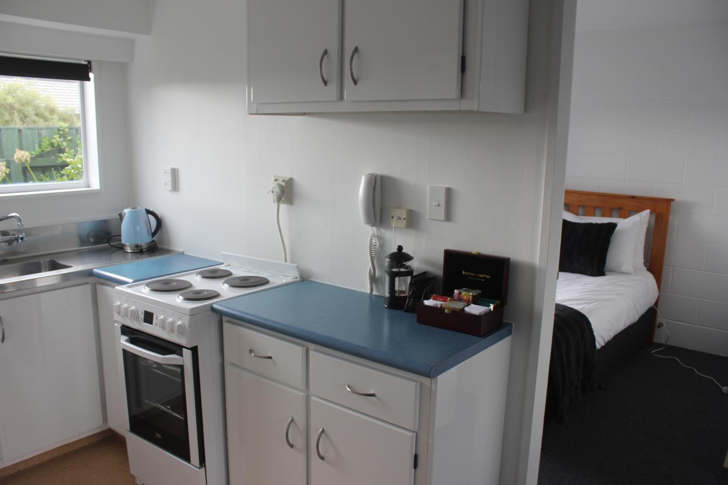 Two-Bedroom Apartment - Photo 8