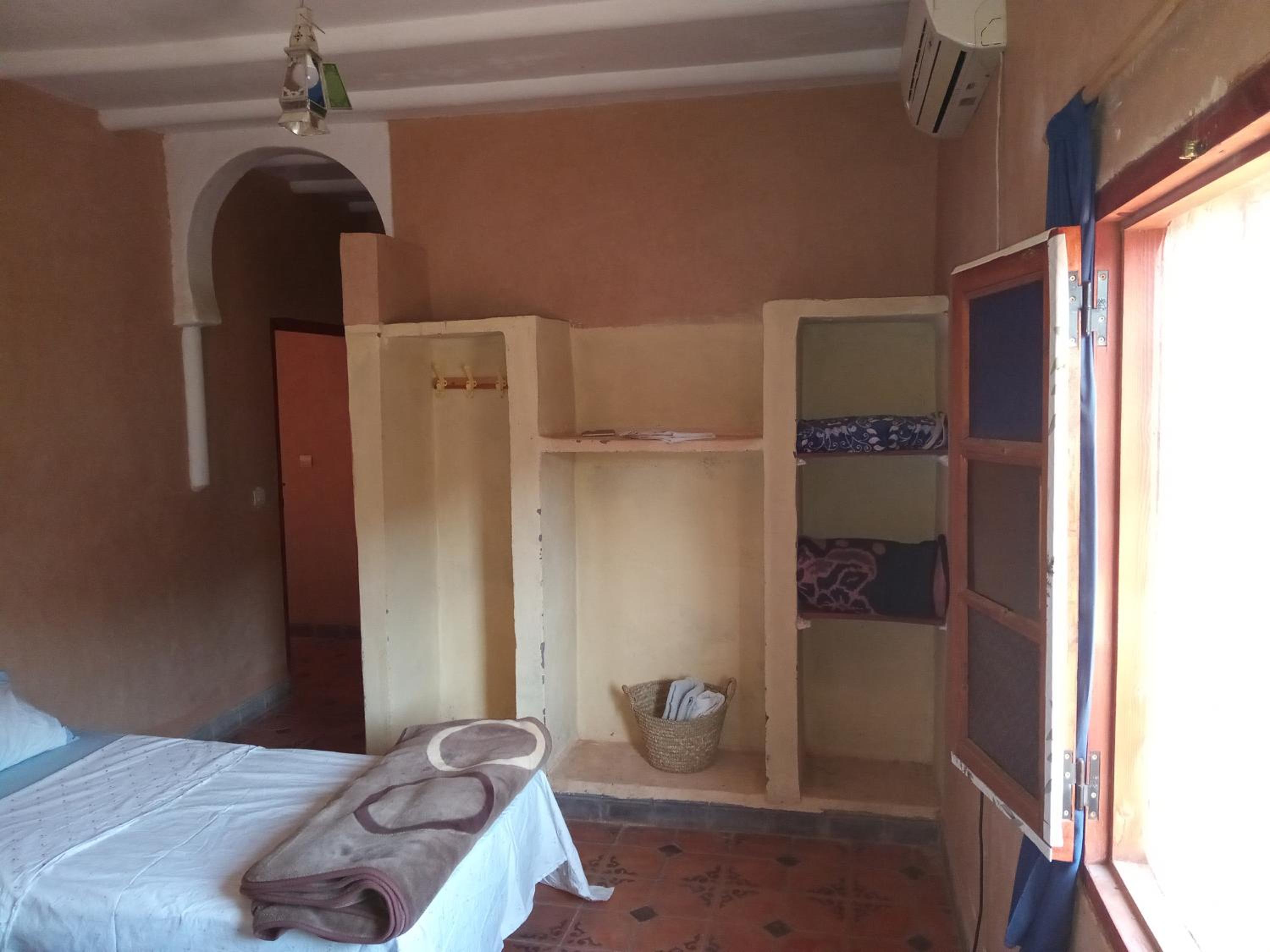 Triple Room with Bathroom - Photo 4