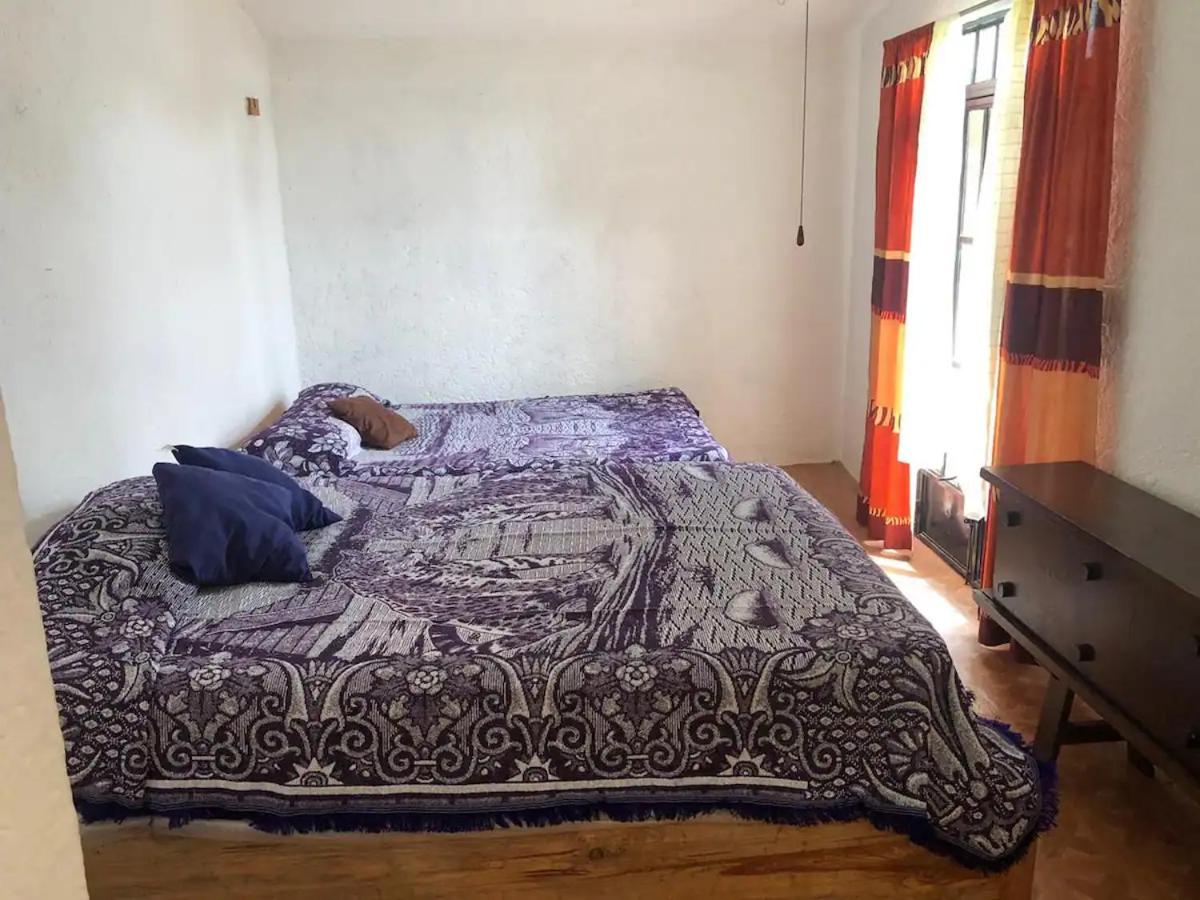 Three-Bedroom House photo 2