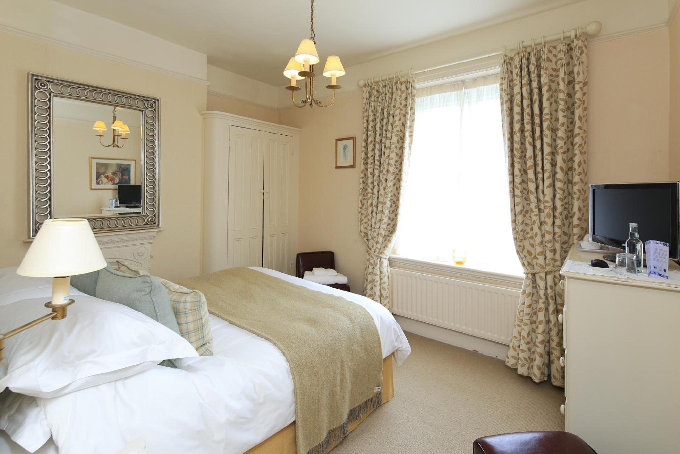 Two-Bedroom Suite photo 3