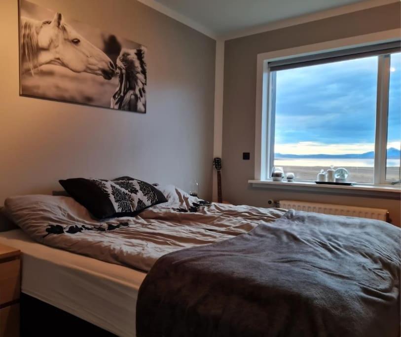 Three-Bedroom Apartment photo 1