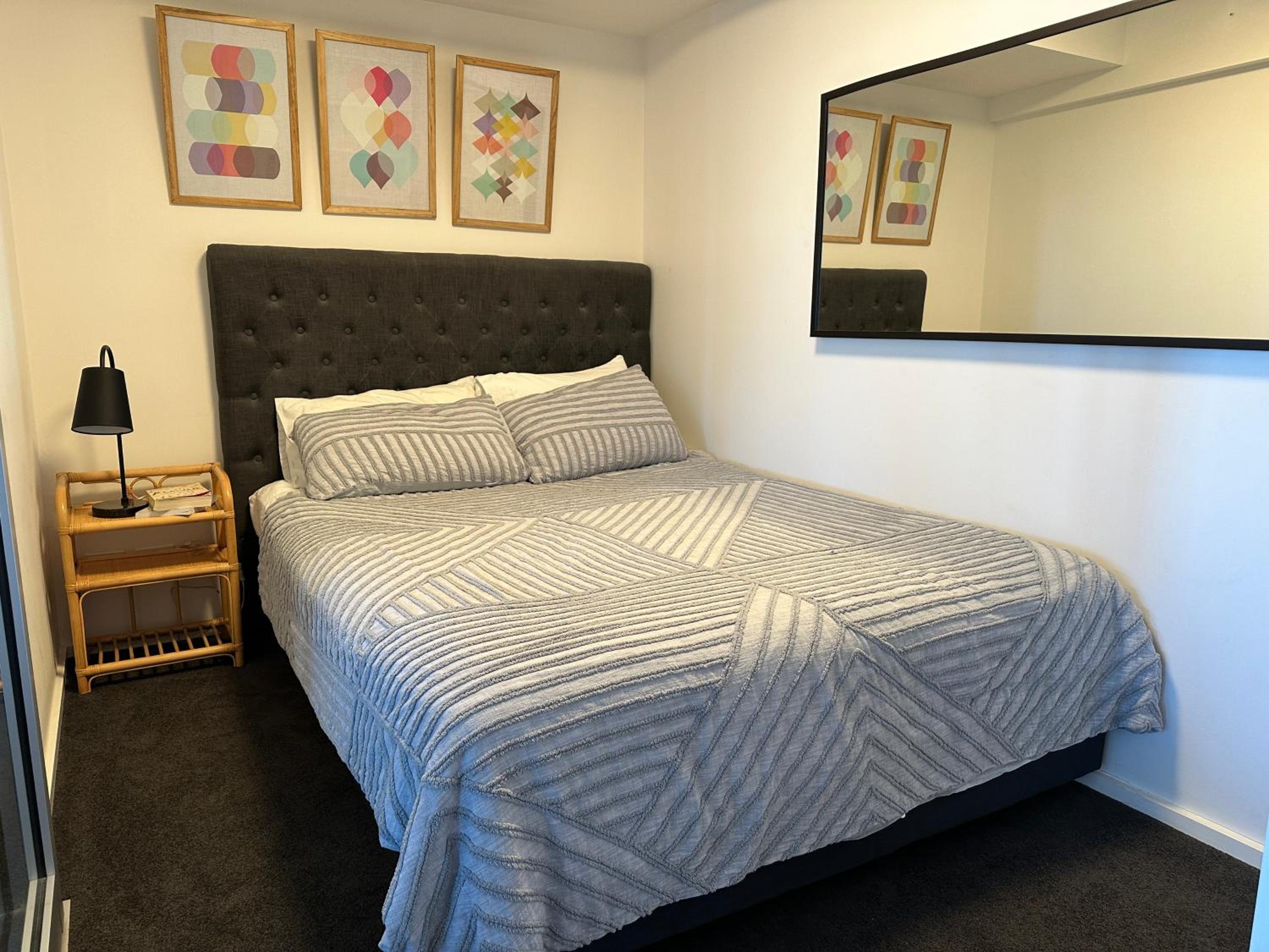 One-Bedroom Apartment photo 3