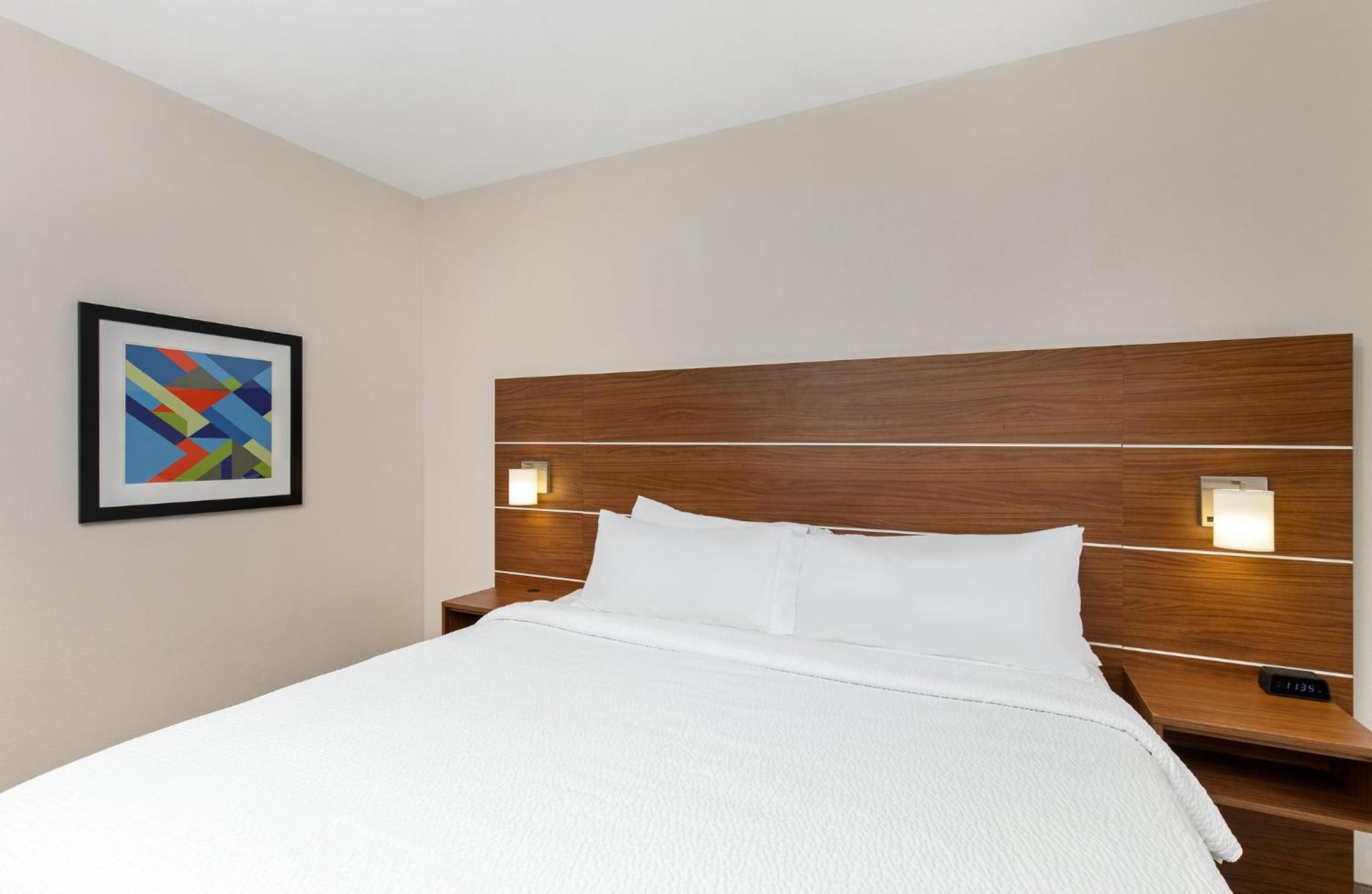 Standard King Room - Photo 1