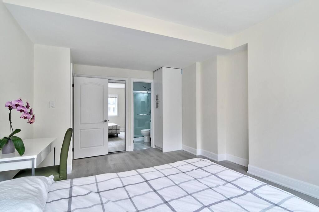 Three-Bedroom Standard Apartment photo 1