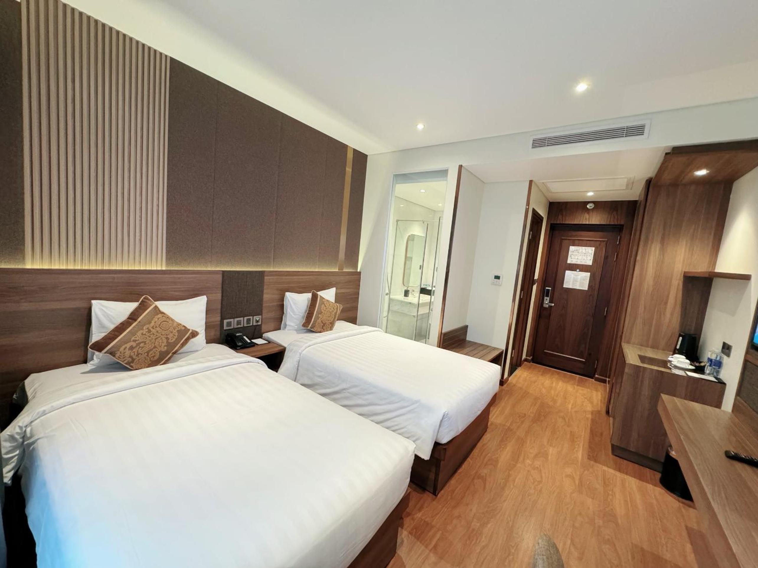Deluxe Twin Window - Included Afternoon Tea