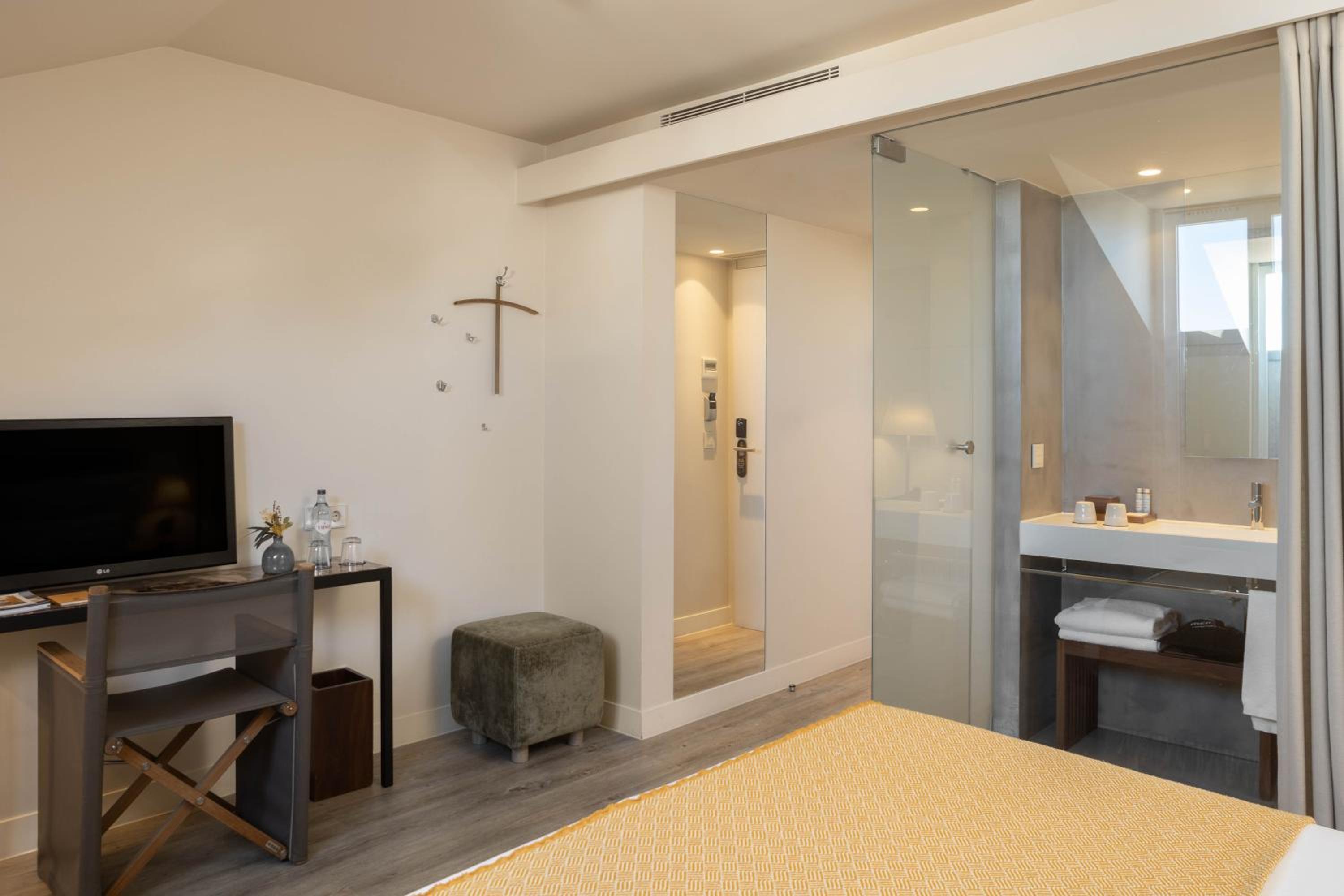 Mansard - Double Room photo 2